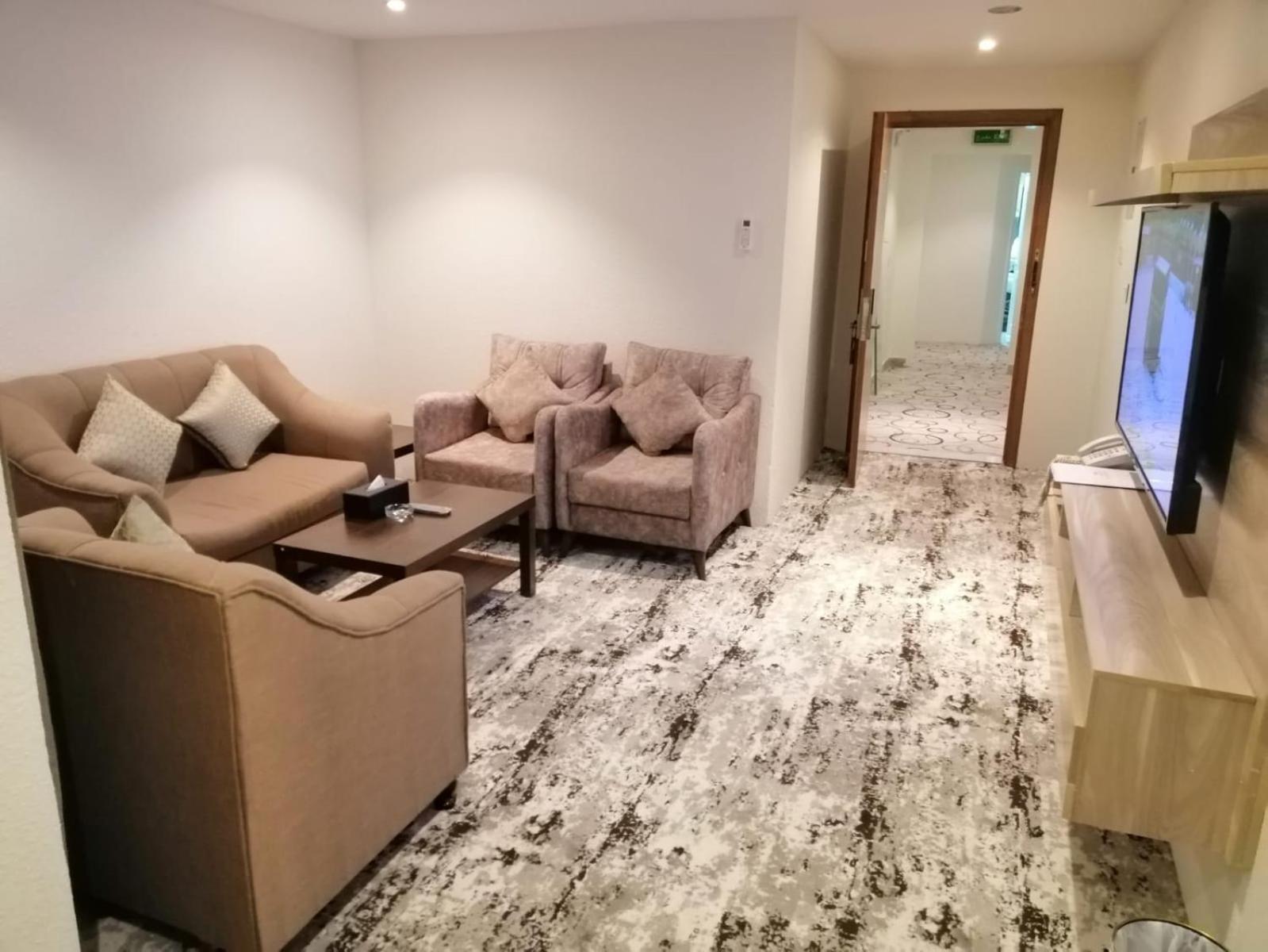 Executive Suite photo 3