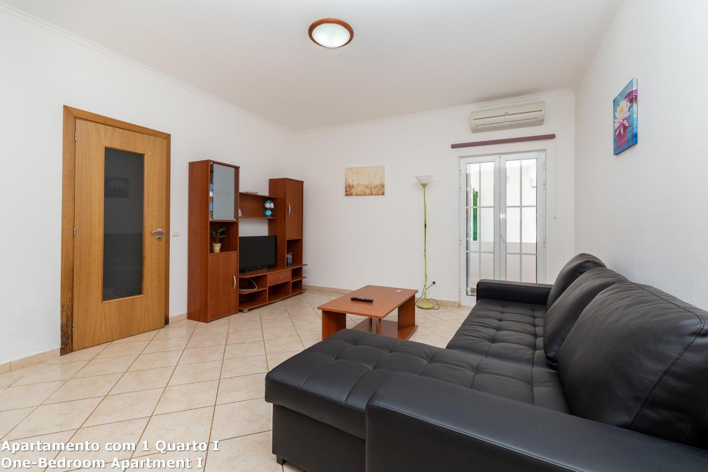 One-Bedroom Apartment I