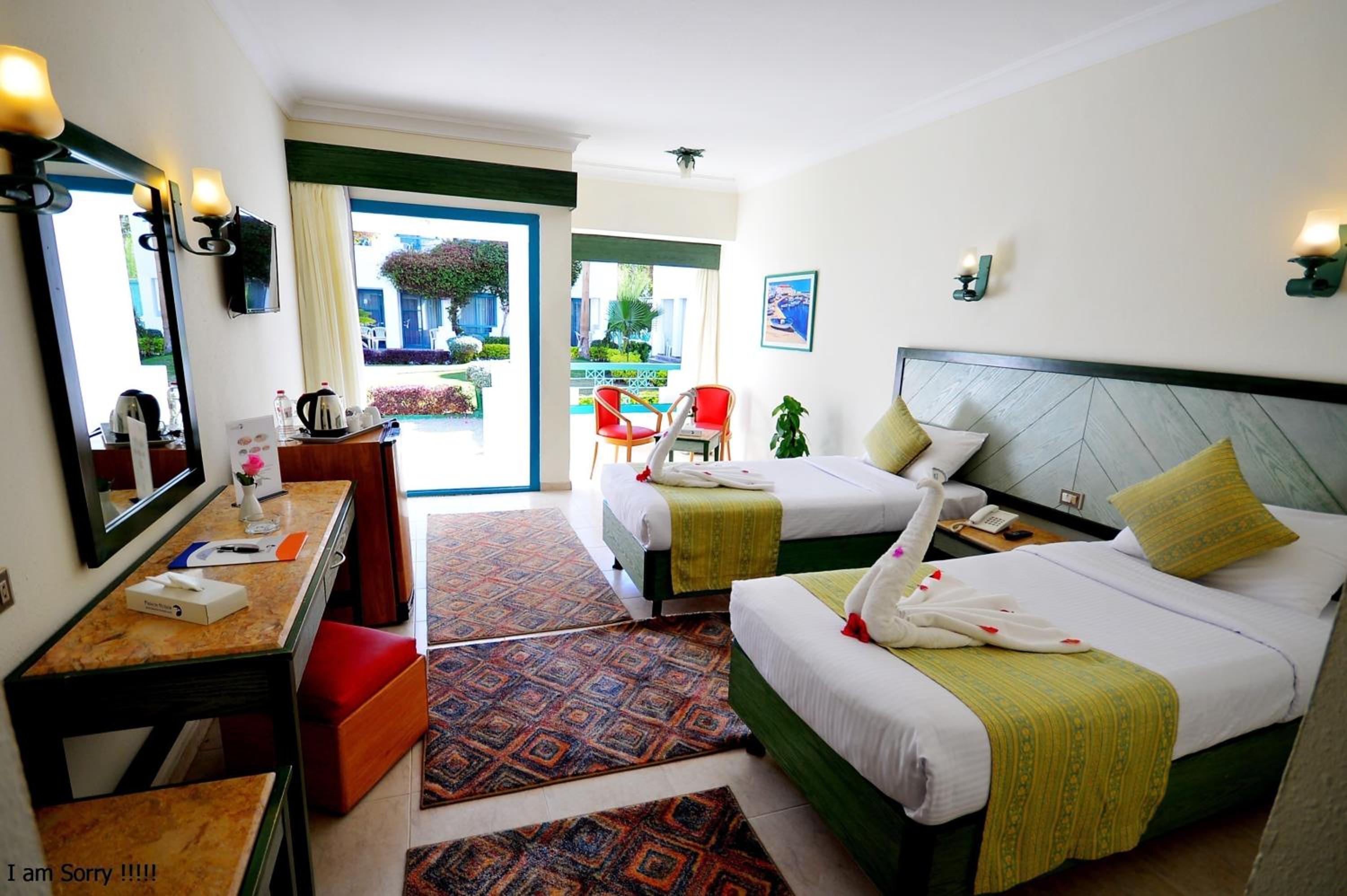 Standard Double Or Twin Room With Garden View - Photo 5