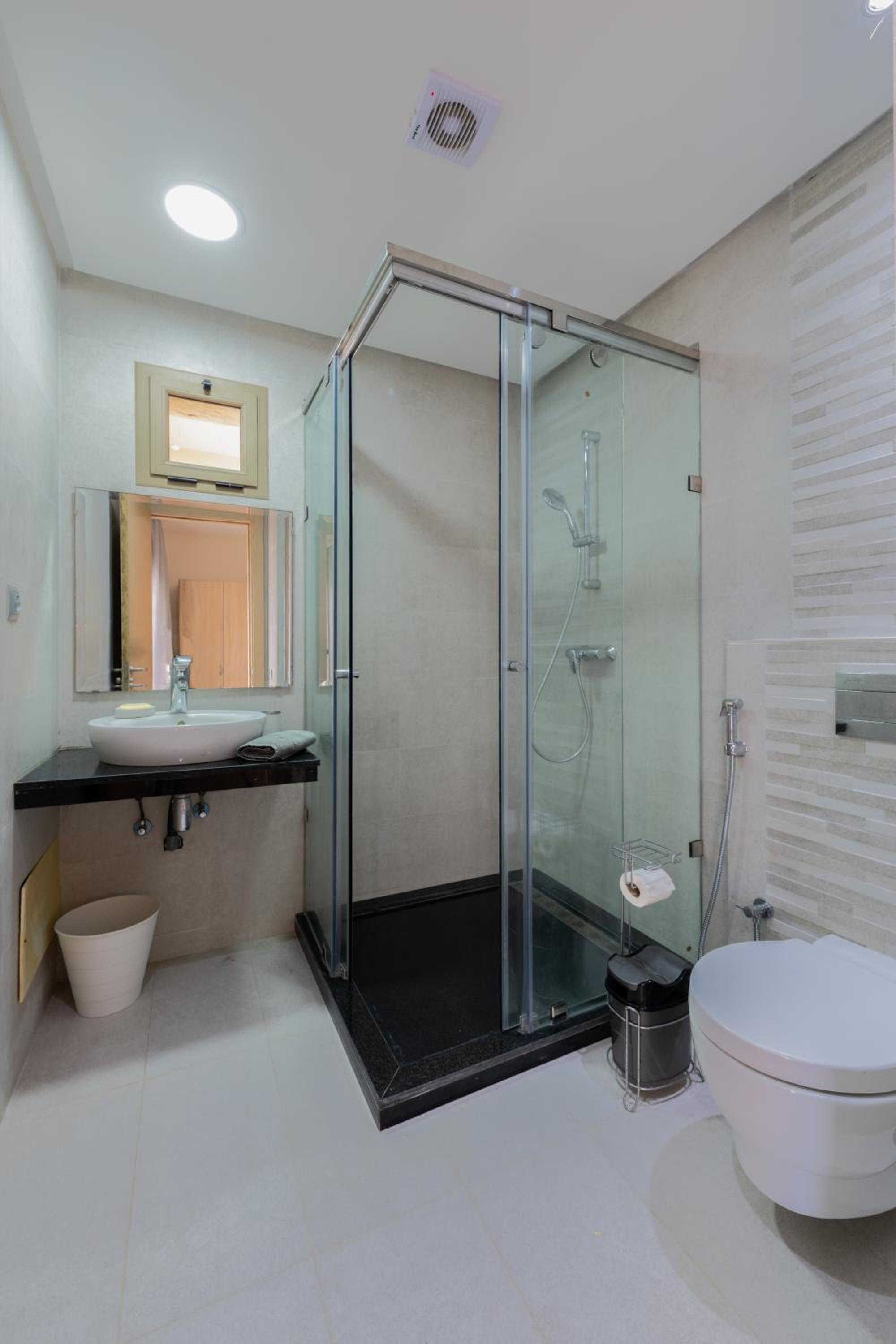 Three-Bedroom Apartment - Photo 37
