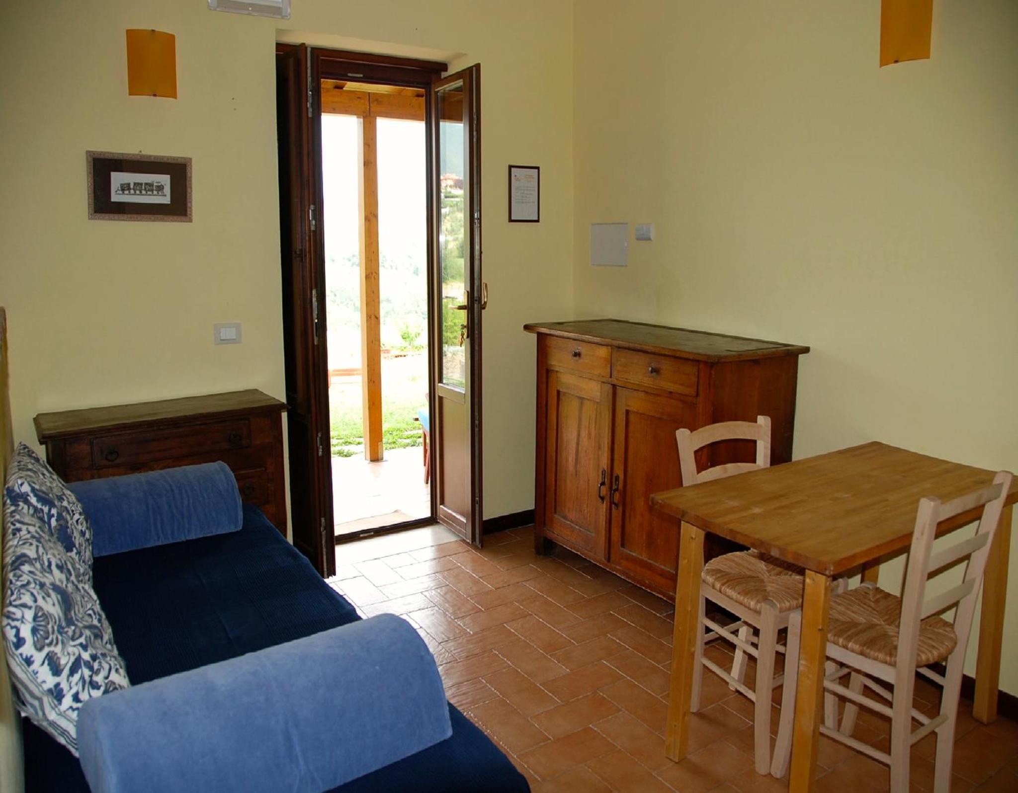 Studio Apartment photo 1