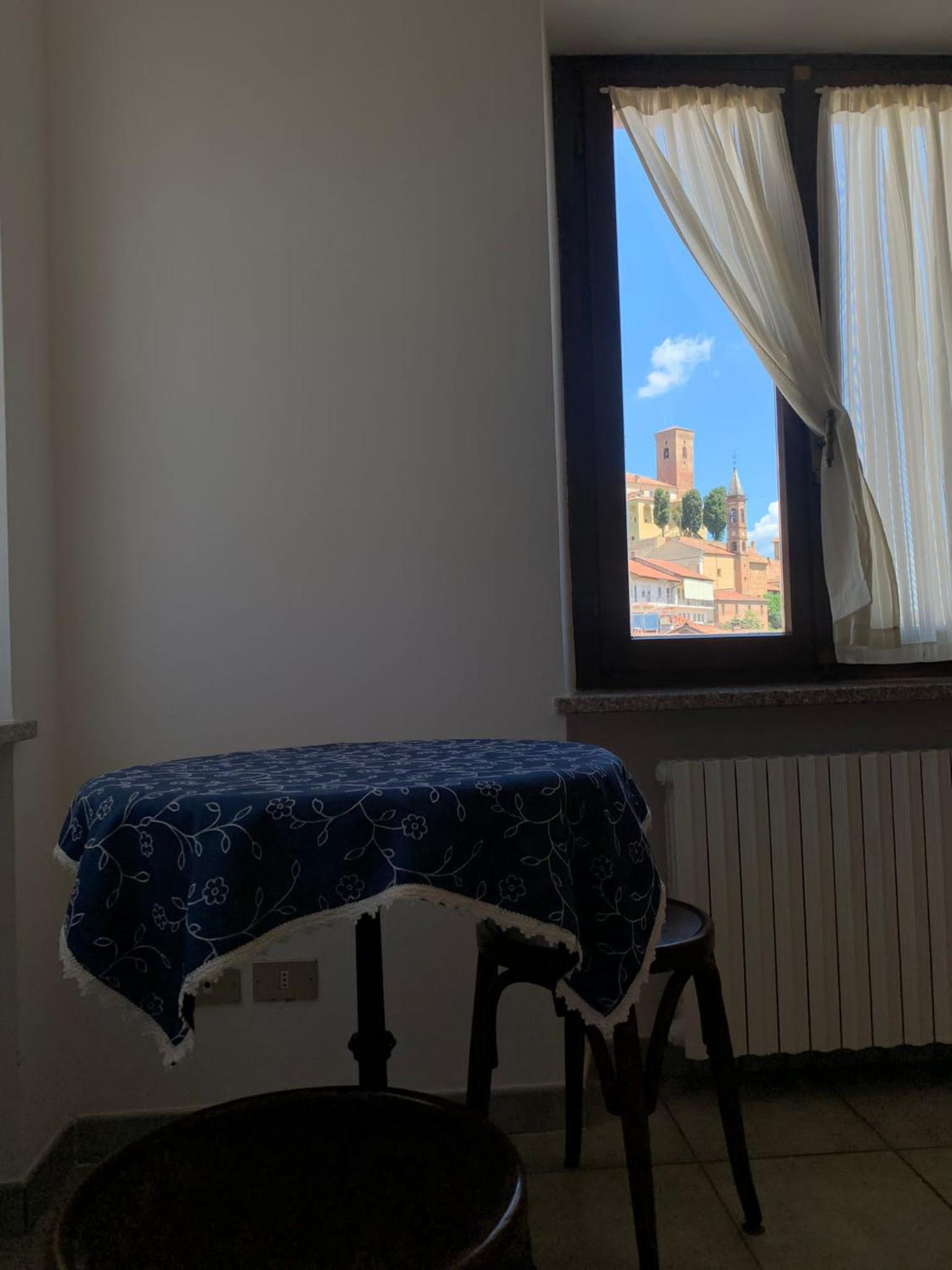 One-Bedroom Apartment - Photo 6