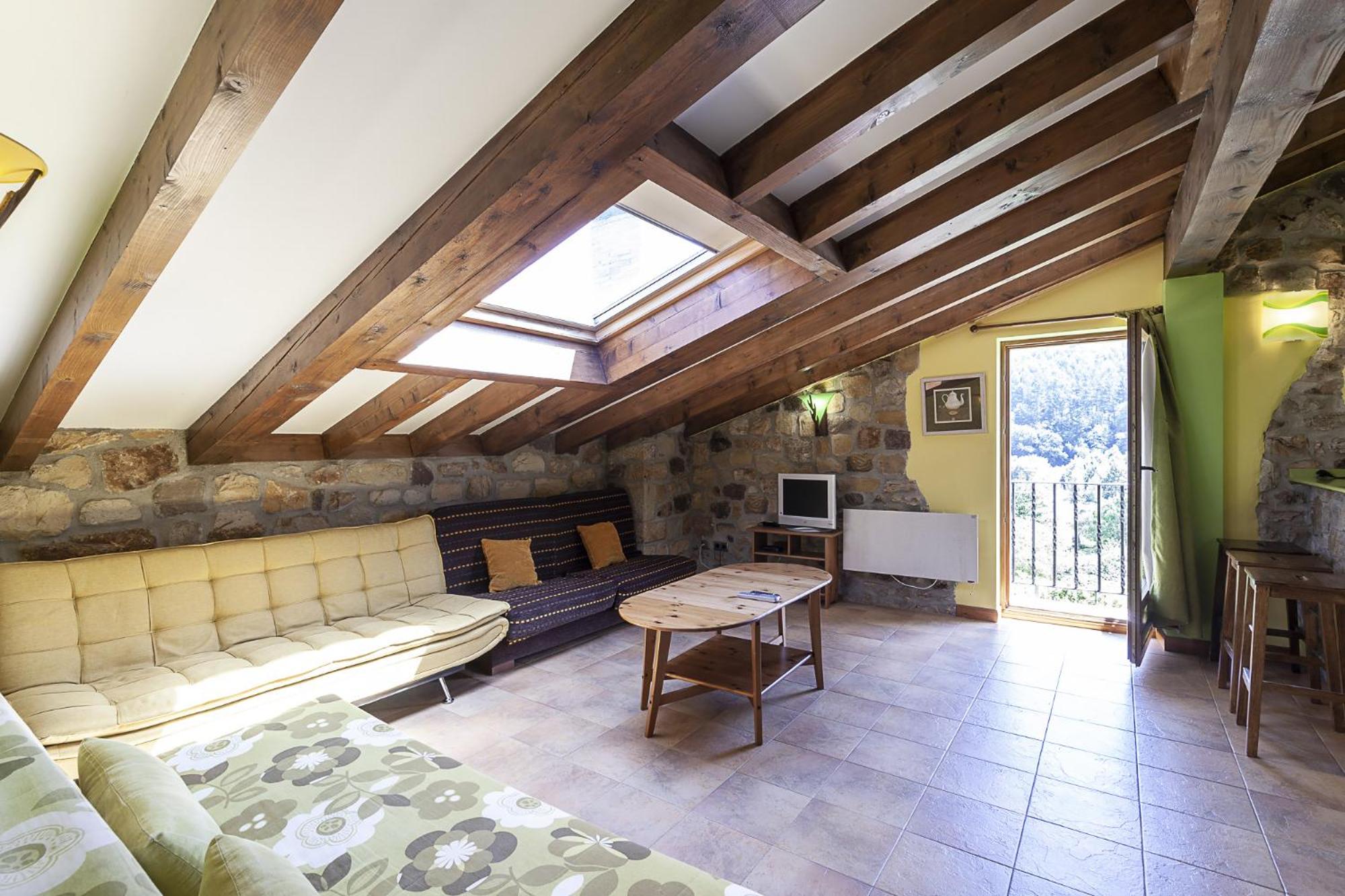 One-Bedroom Apartment - Photo 30