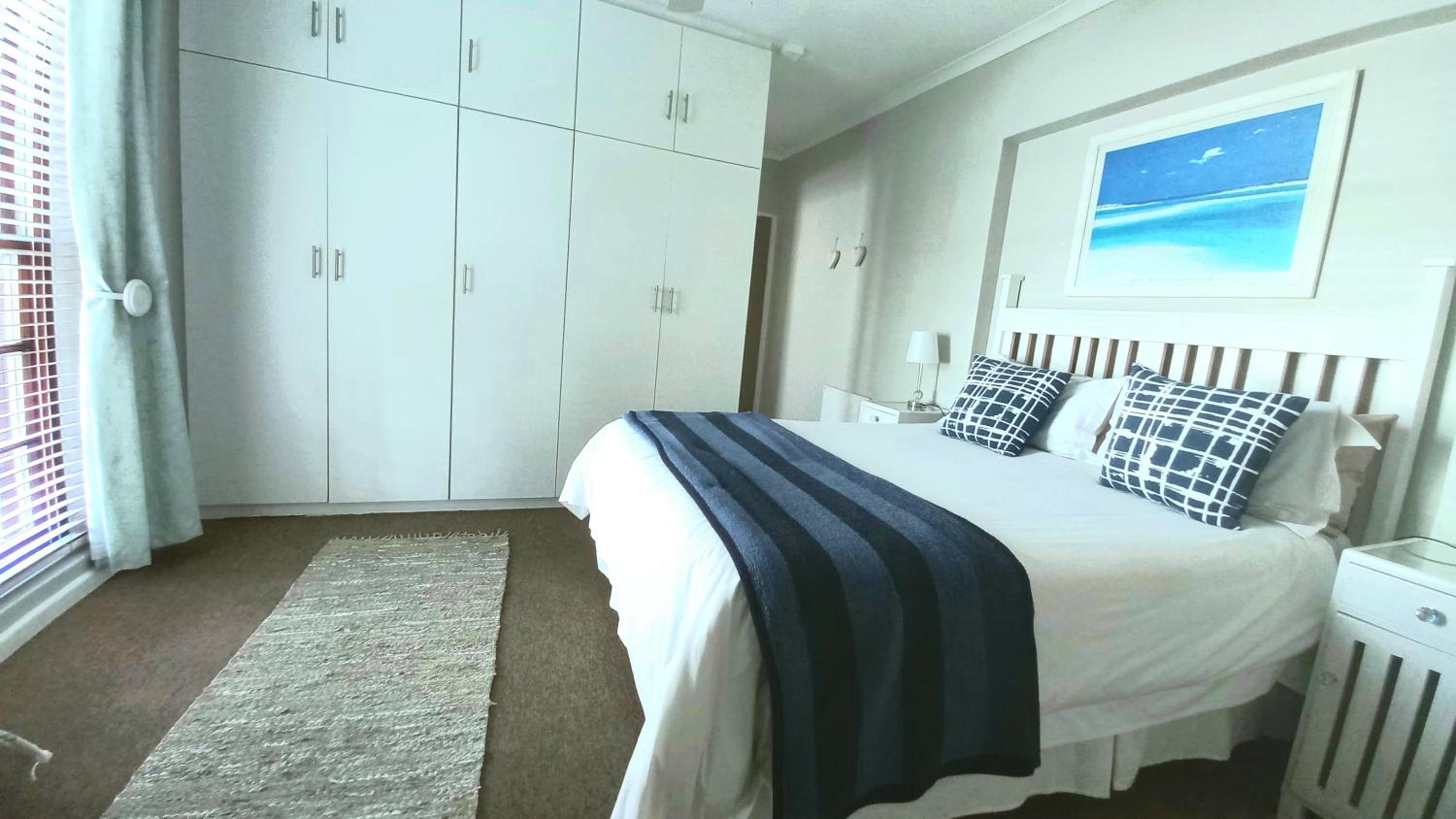 Double Room with Shower - Photo 5