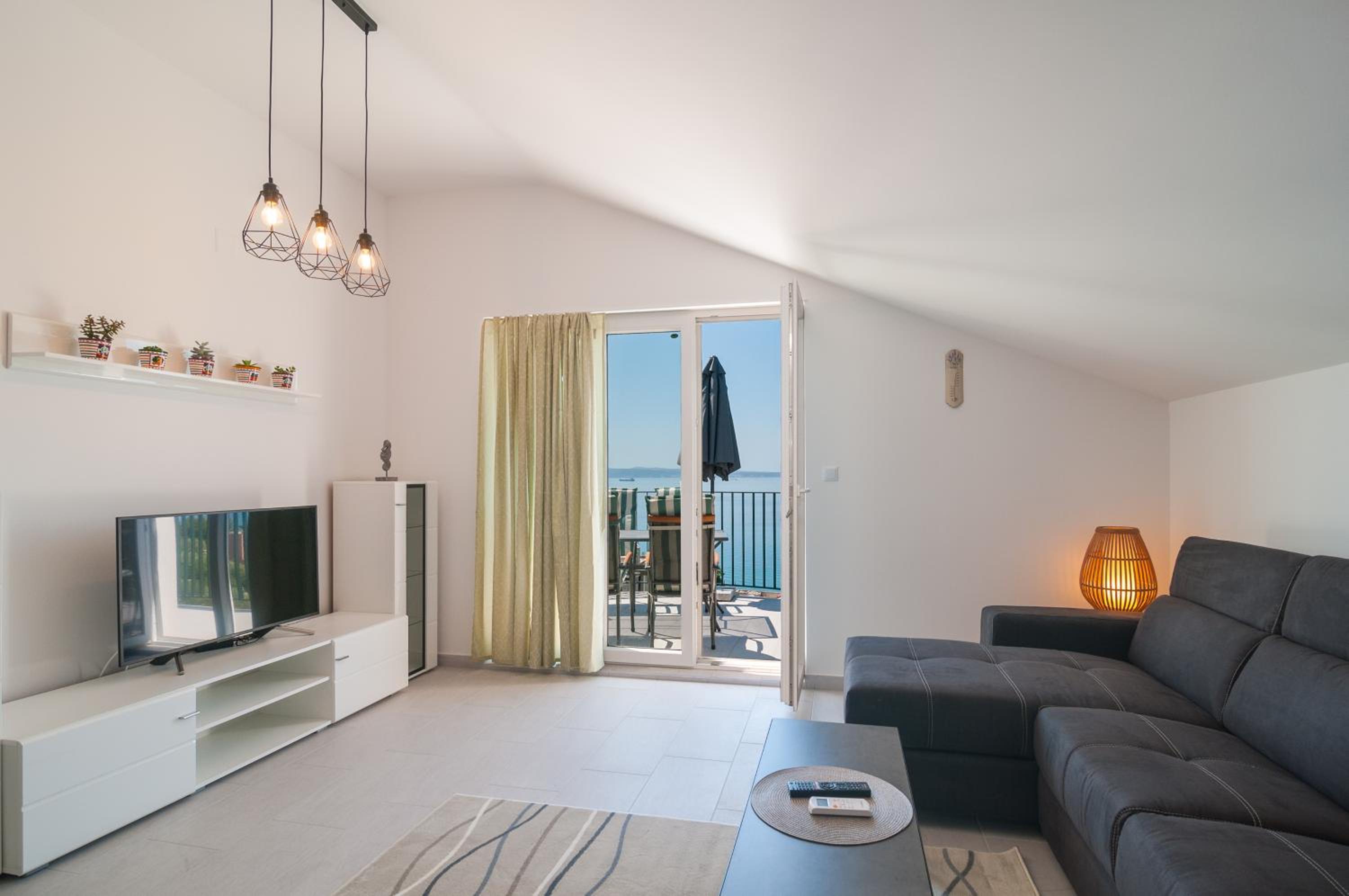 Apartment with Sea View