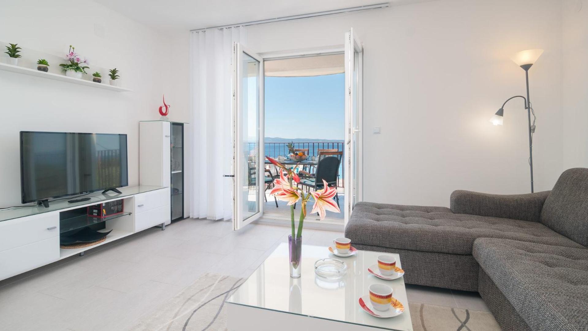 Apartment with Sea View