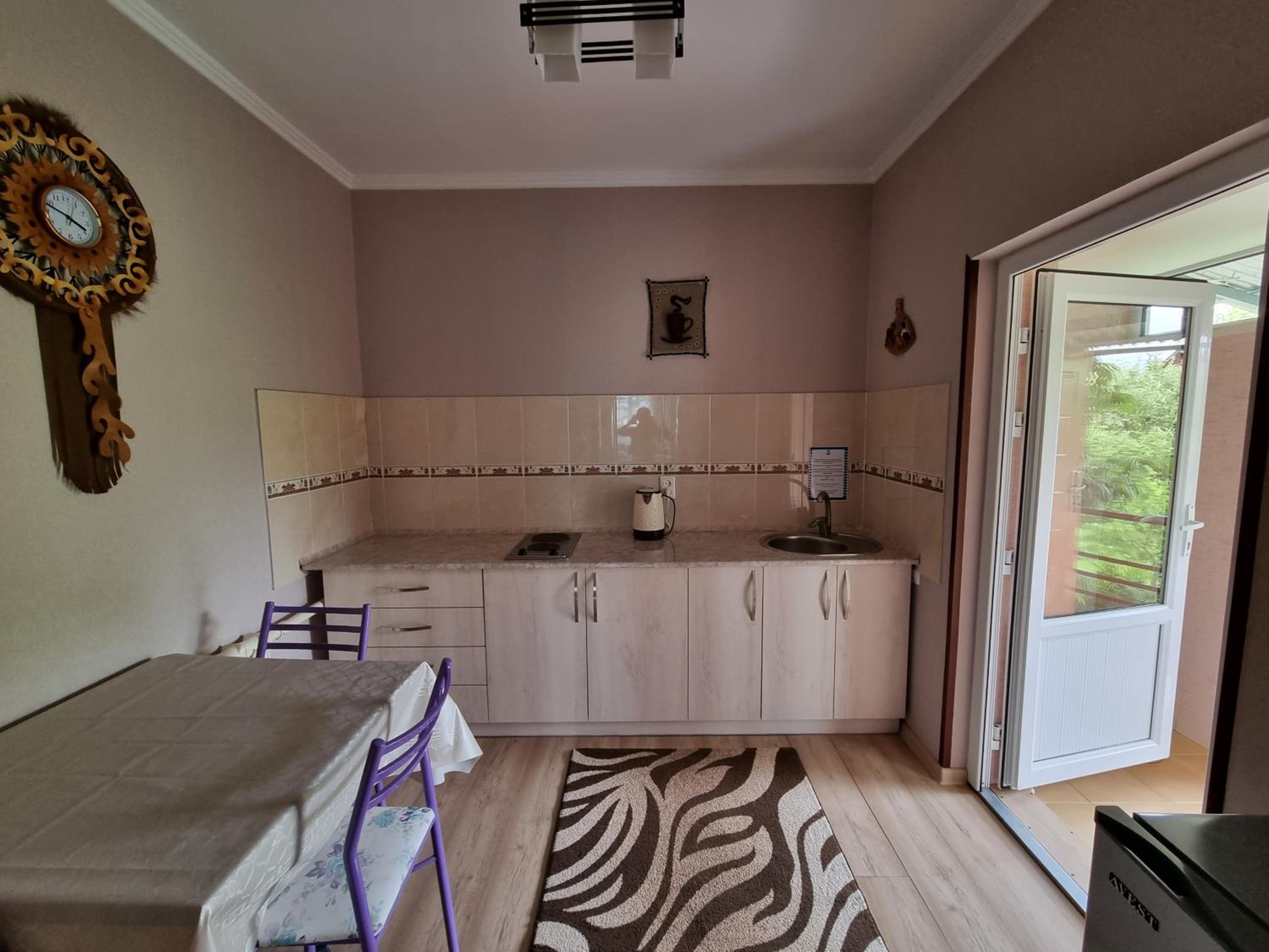 One-Bedroom Suite photo 2