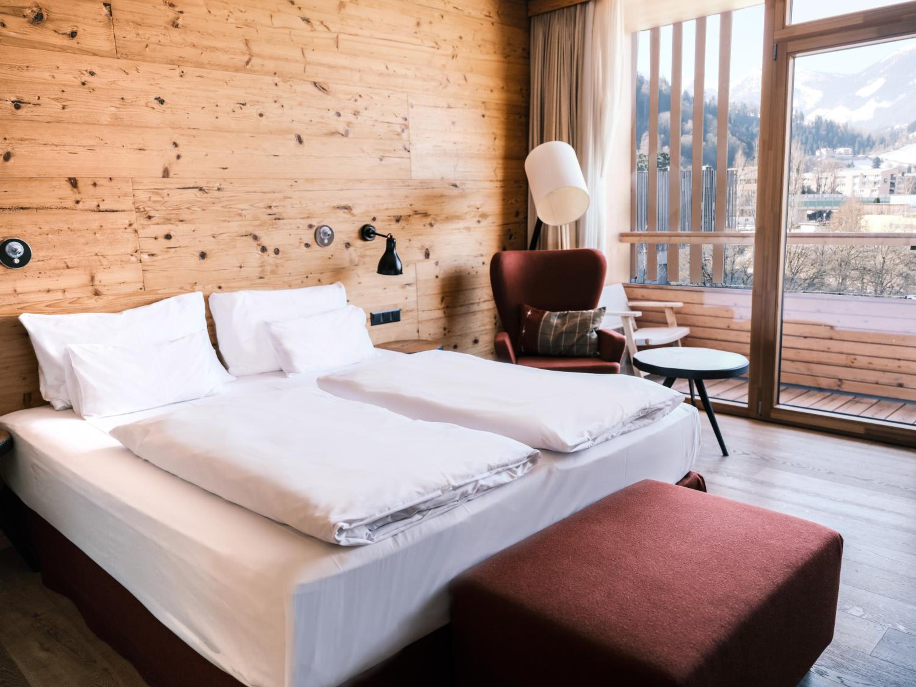 Deluxe Room with Balcony