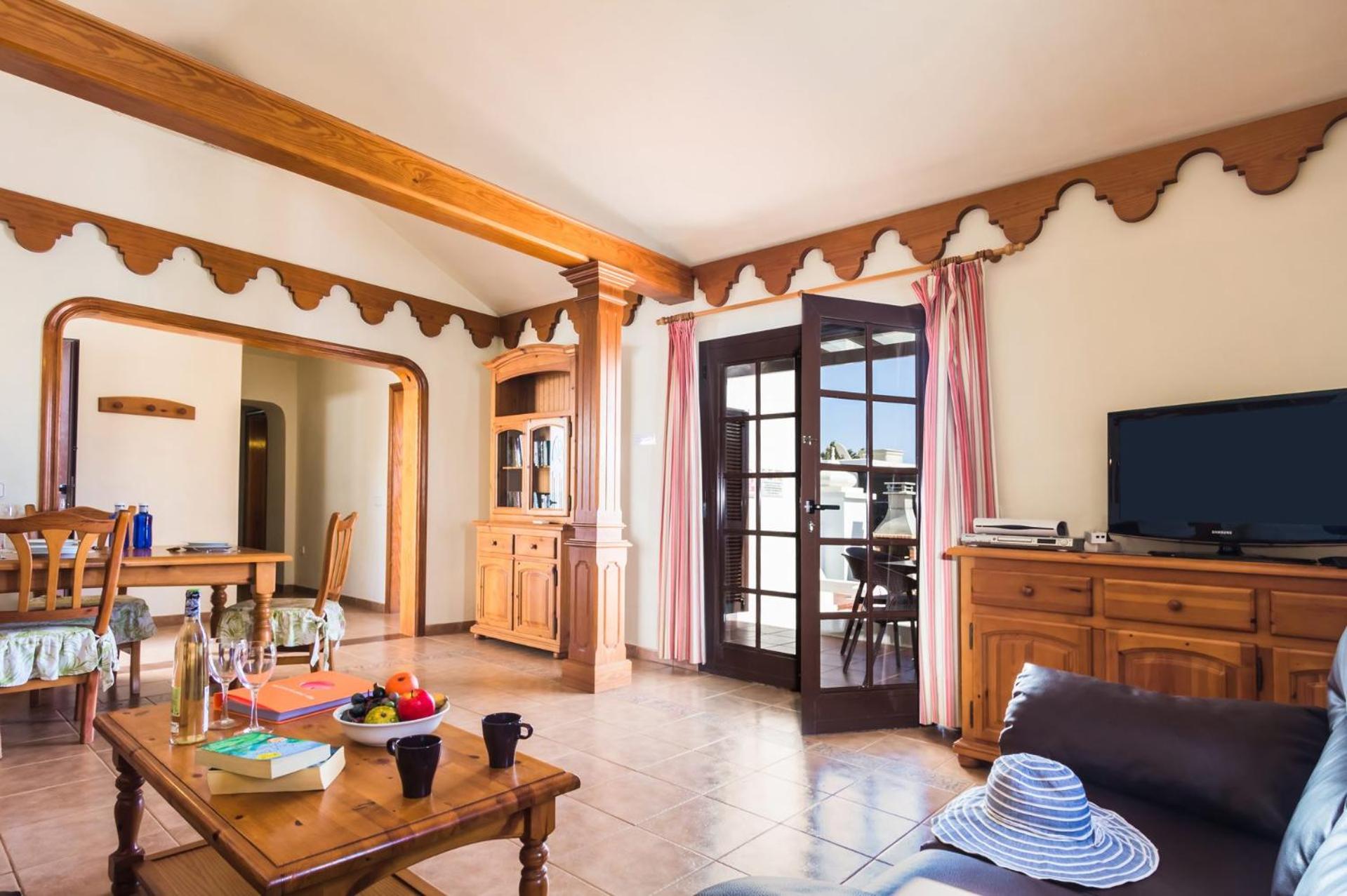 Villa de Tres Habitaciones