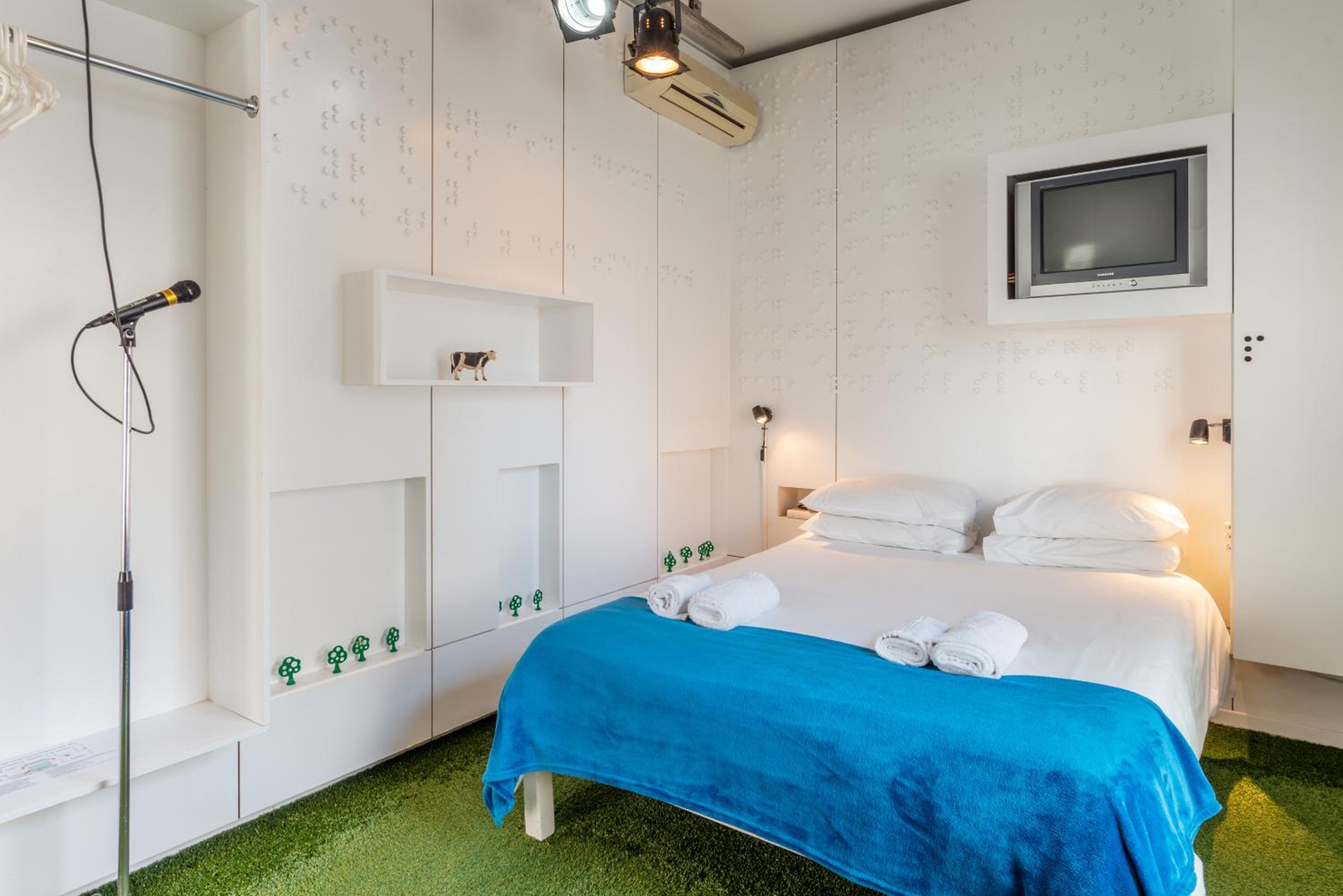 Standard Twin Room photo 3
