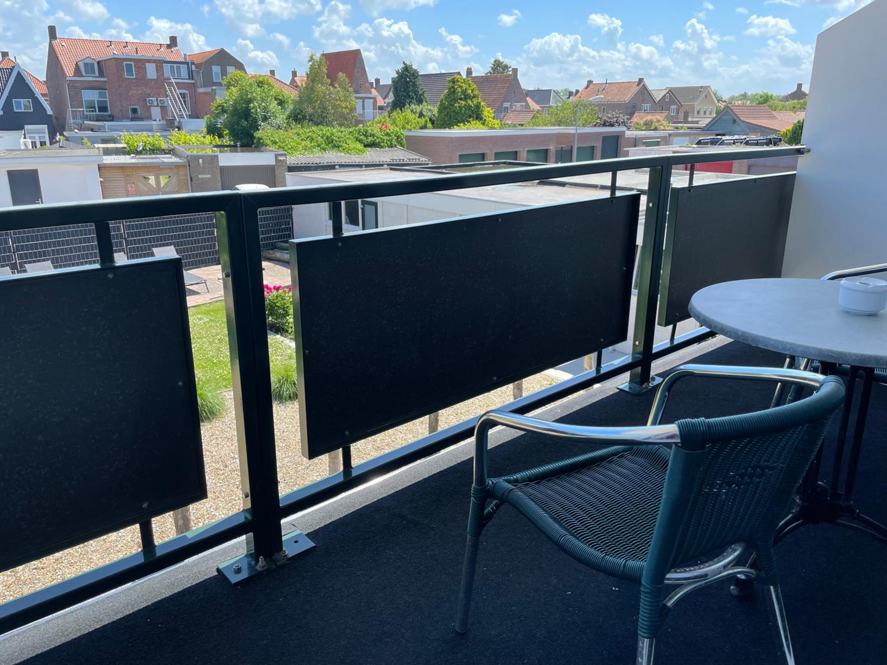 Deluxe Double Room with Balcony photo 3