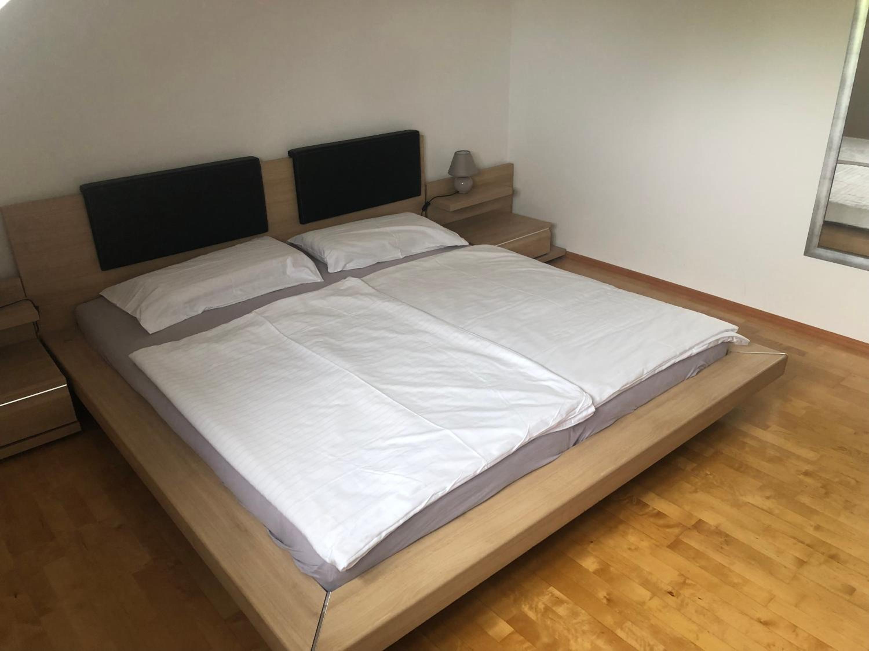 Two-Bedroom Apartment - Photo 3