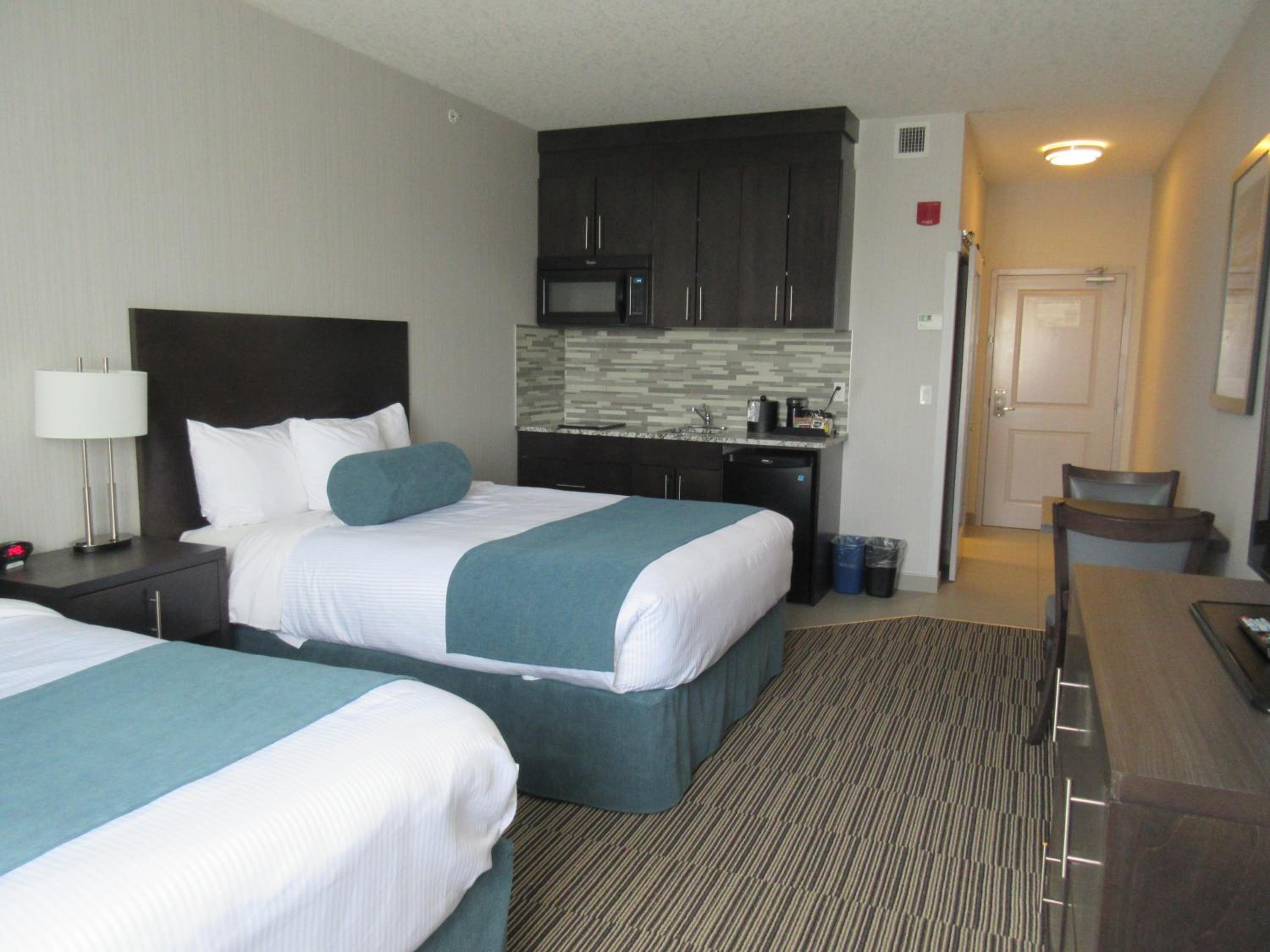 Queen Room with Two Queen Beds and Kitchenette - Non-Smoking