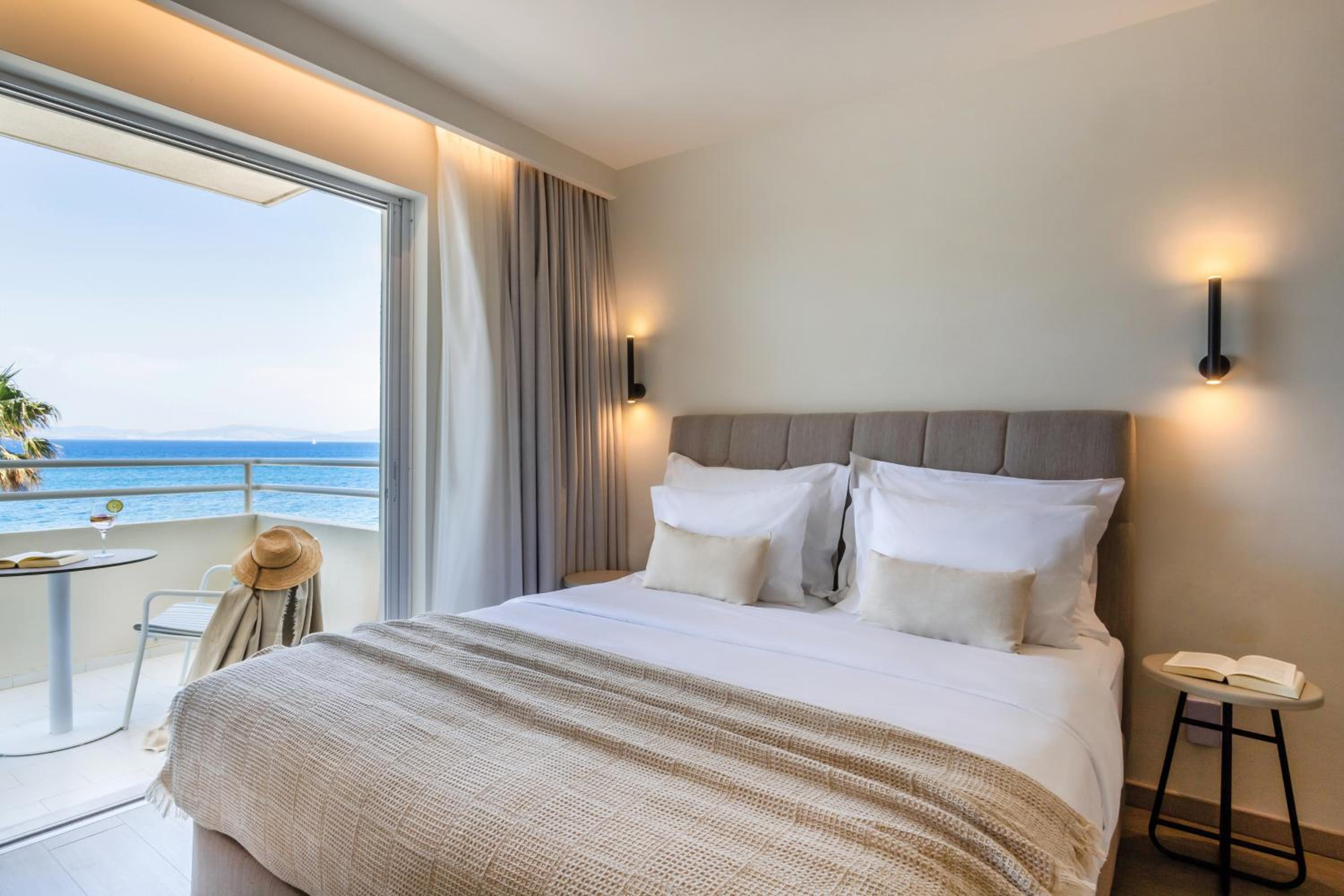 Junior Suite with Sea View photo 3