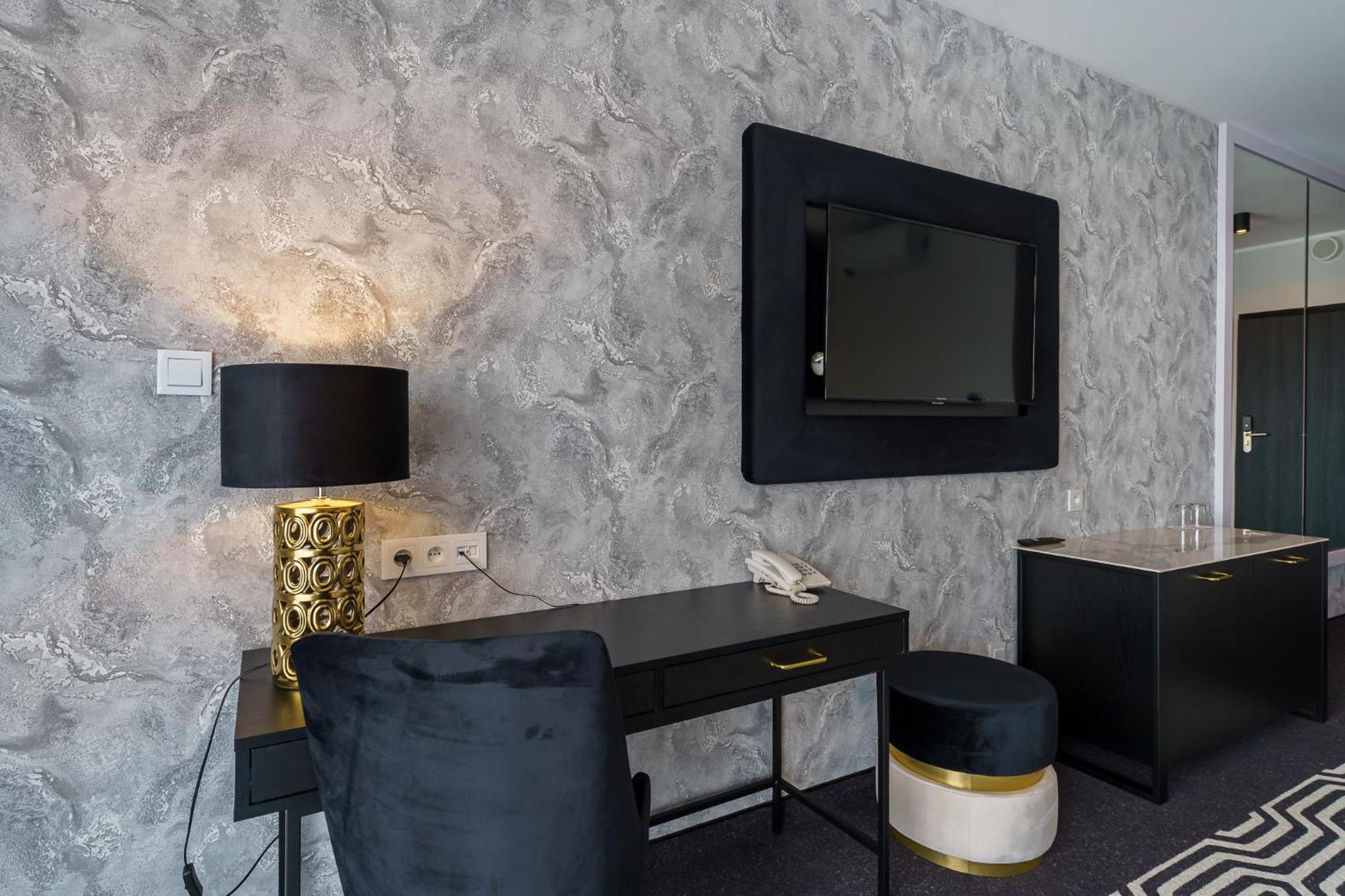 Deluxe Double Room - Photo 1