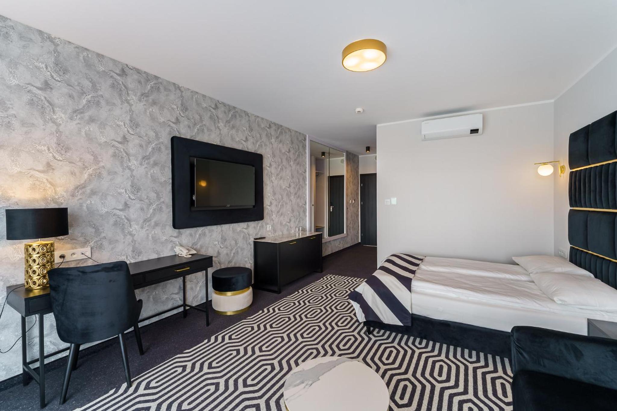 Deluxe Double Room - Photo 3
