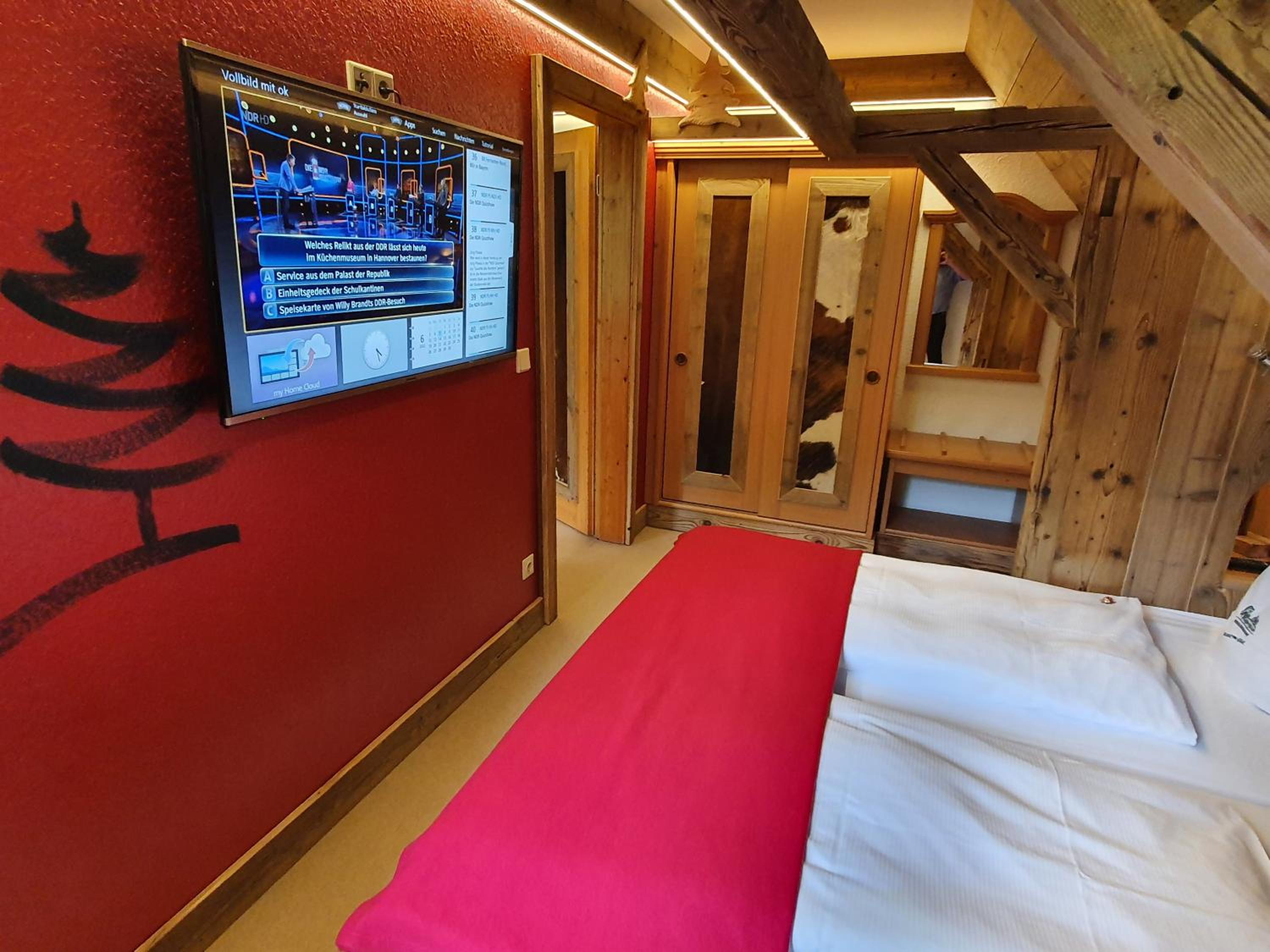 Suite - Photo 4