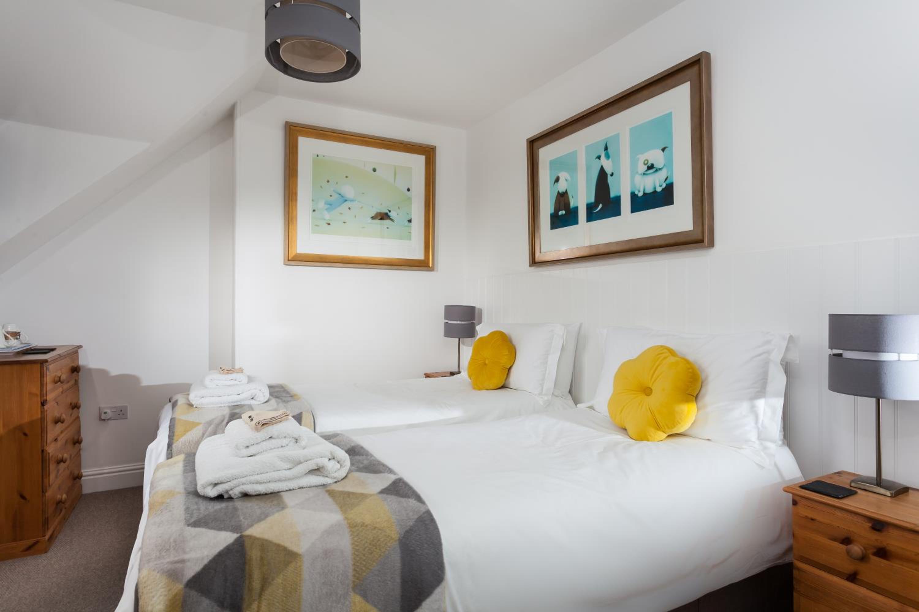 Deluxe Double or Twin Room with Sea View photo 2