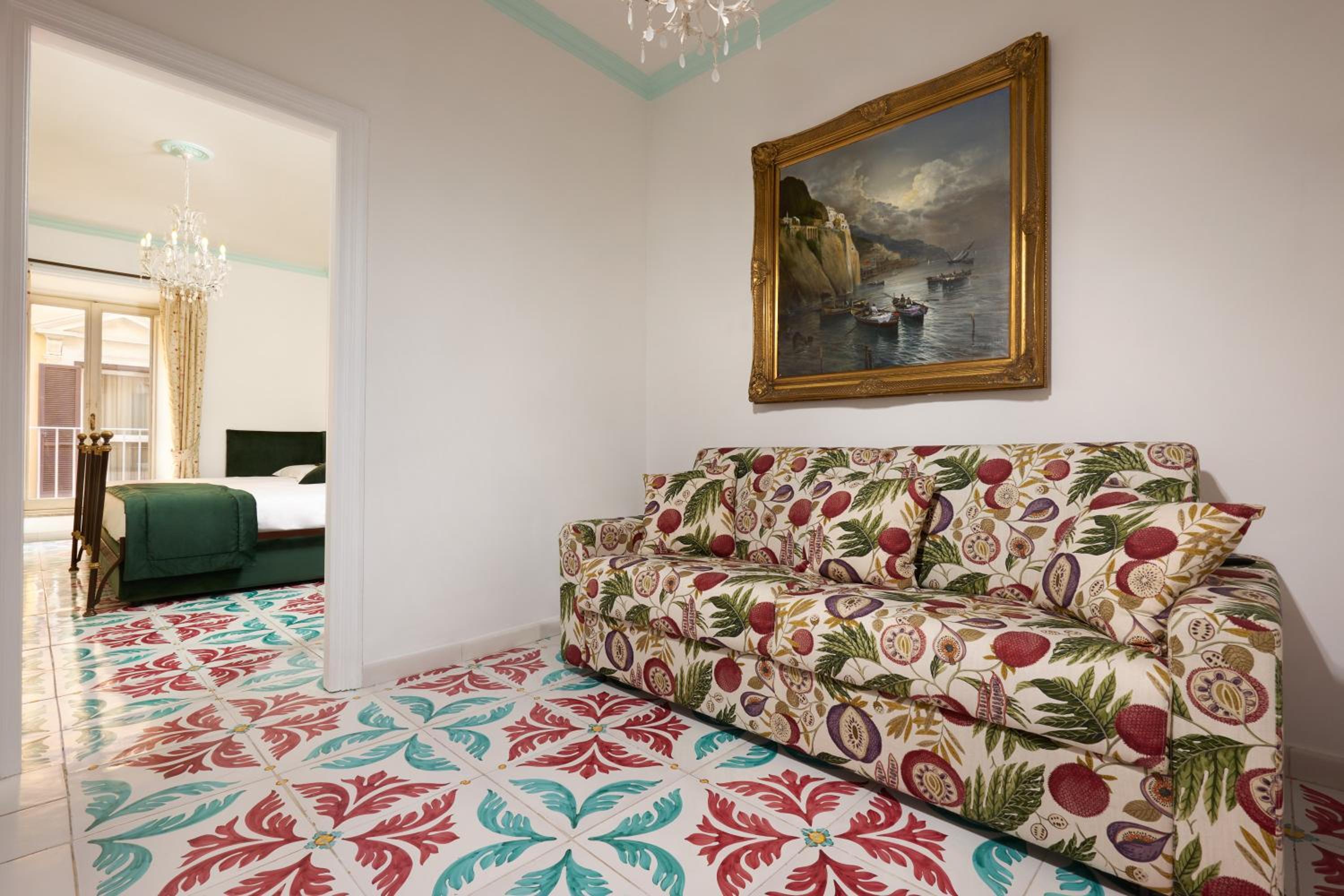 Maisonette photo 1