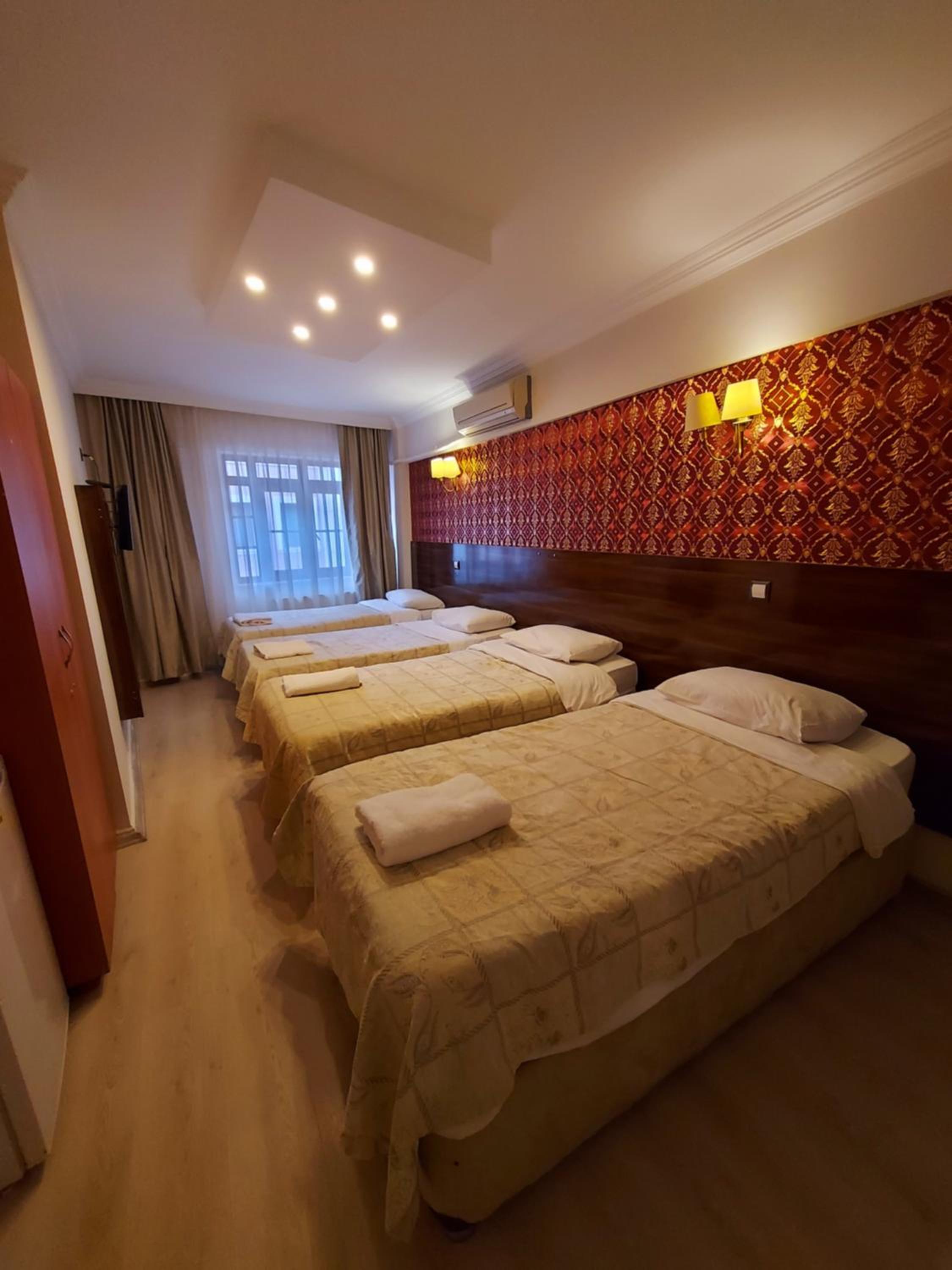 Quadruple Room photo 3