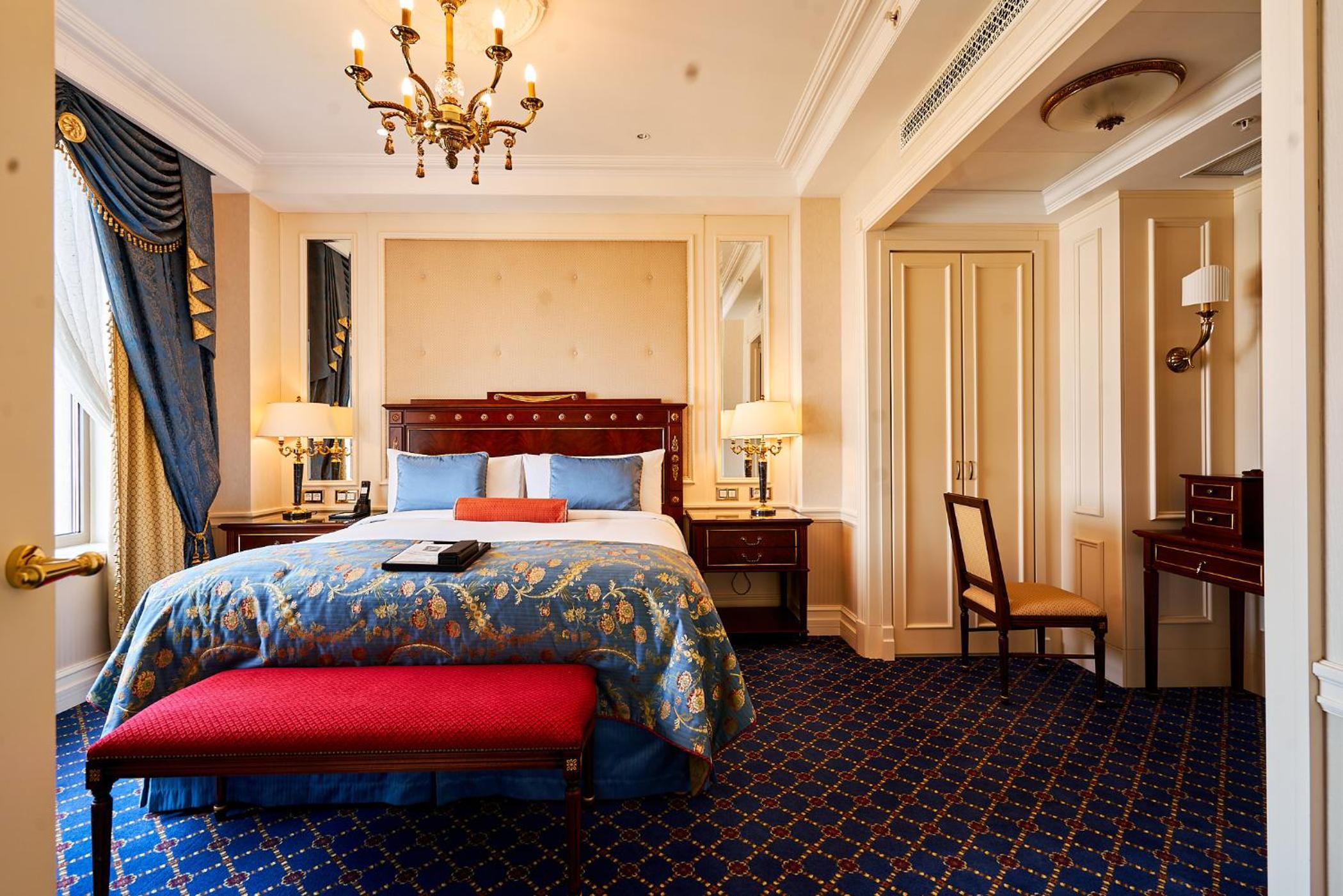 Junior King Suite - Photo 4
