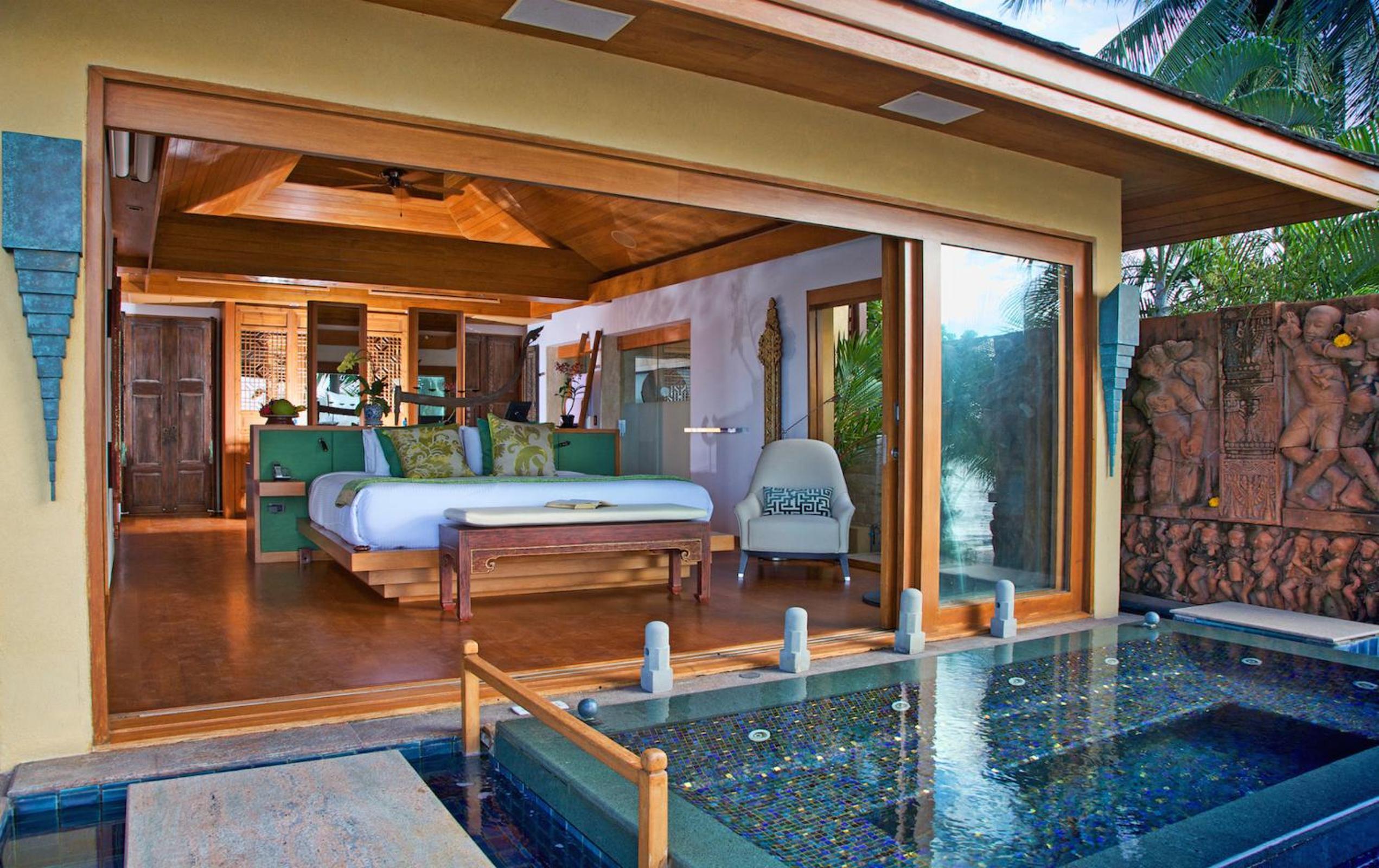 Villa - Beach Front