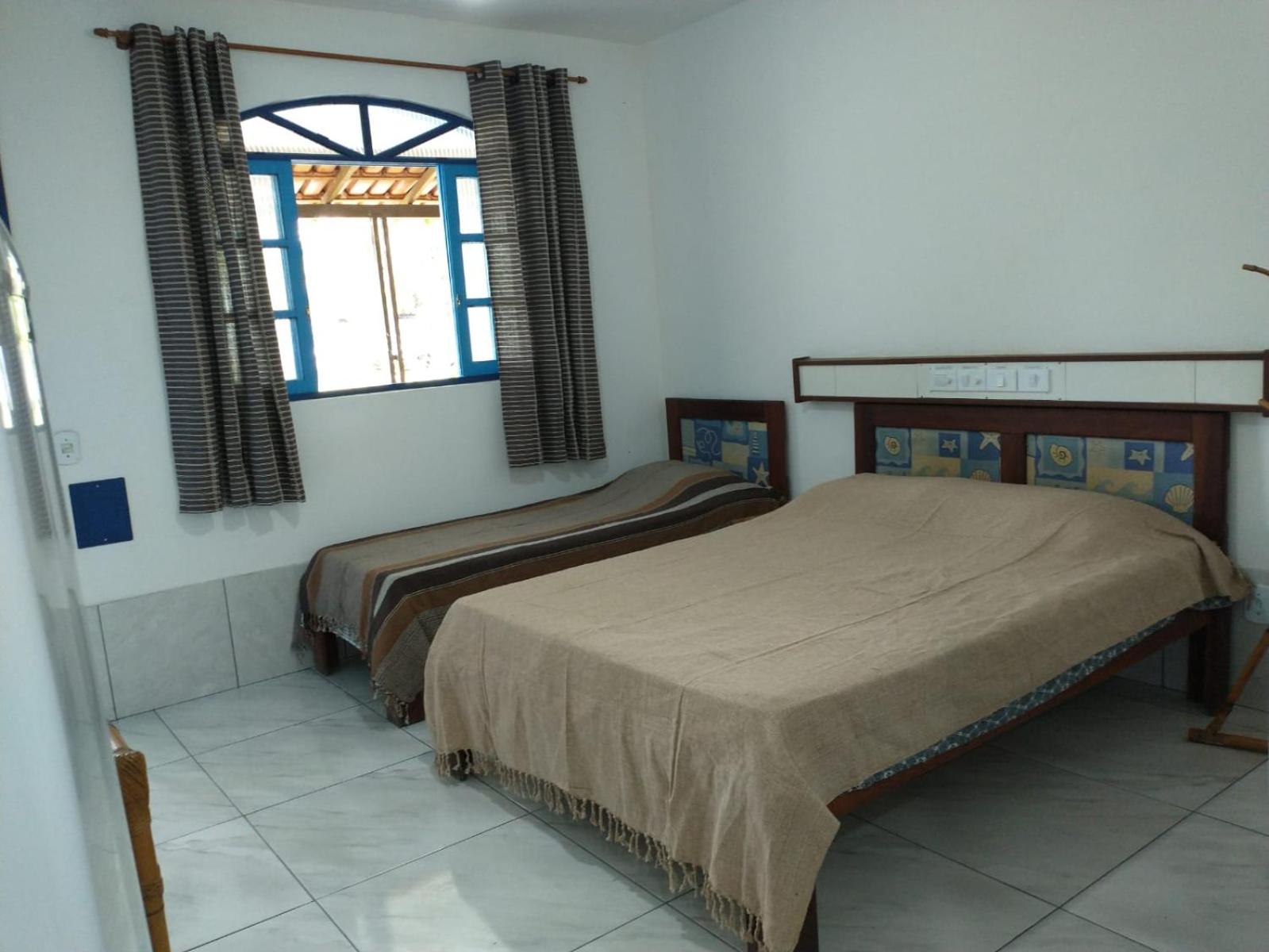 Triple Room with Bathroom - Photo 2