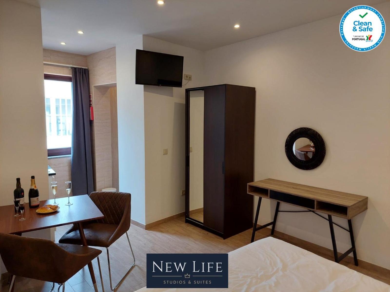 One-Bedroom Apartment - Photo 10