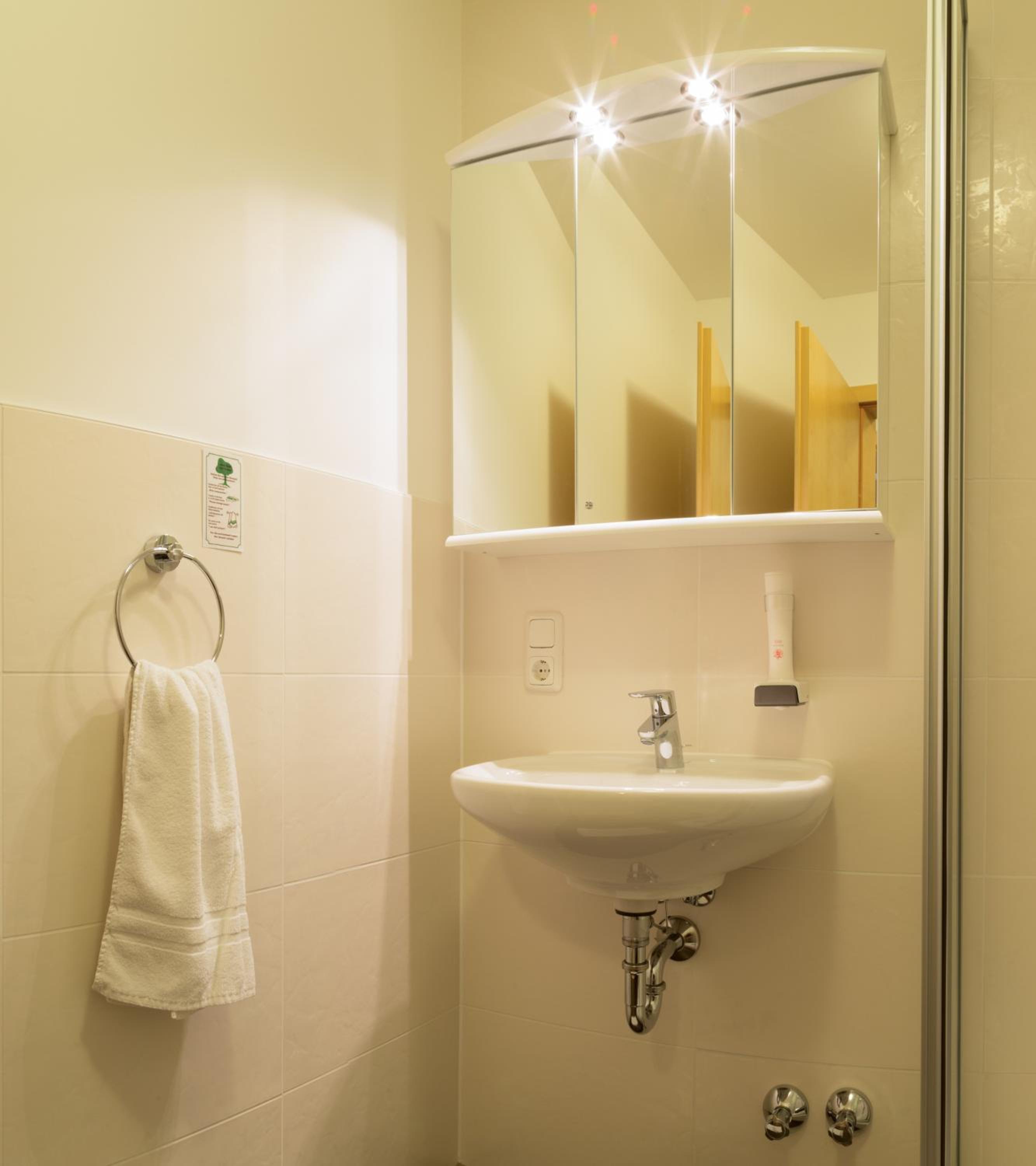 Double Room - Basement photo 2