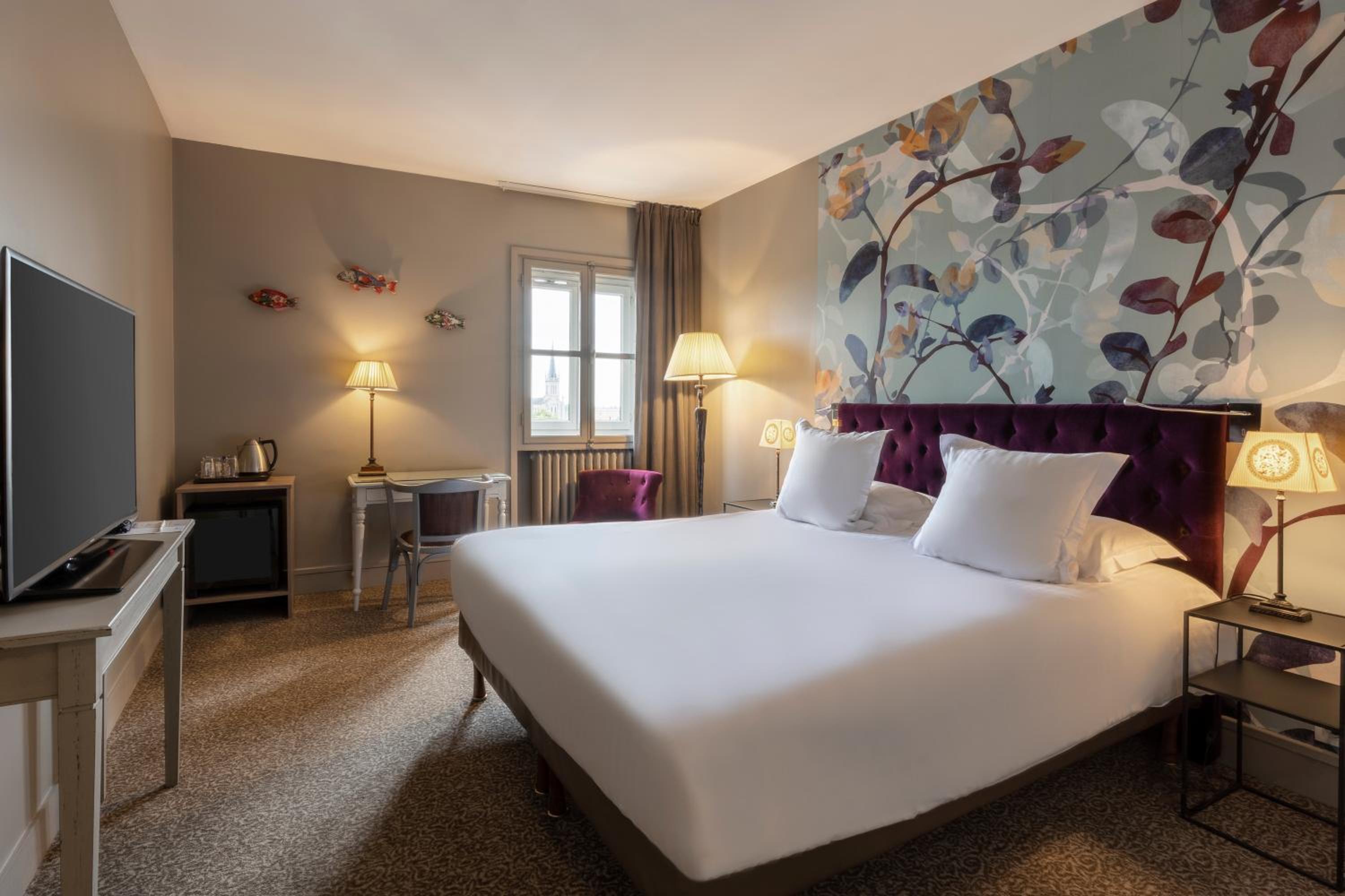 Deluxe Room - Photo 3