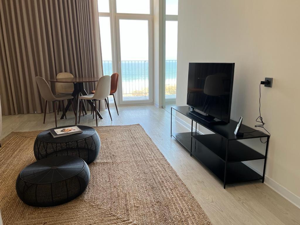 Master Suite with Sea View - Photo 7