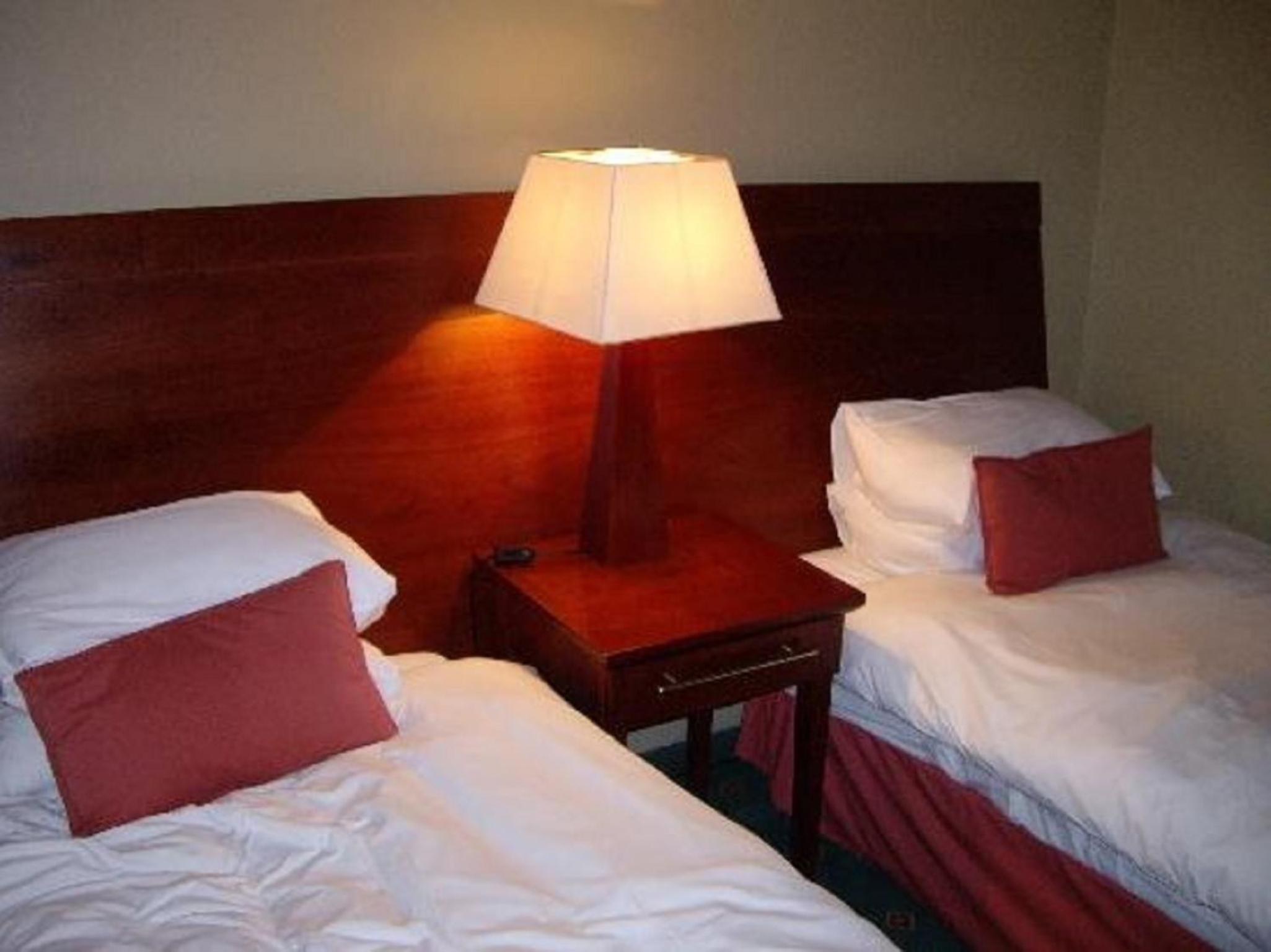 Deluxe Room - Photo 3