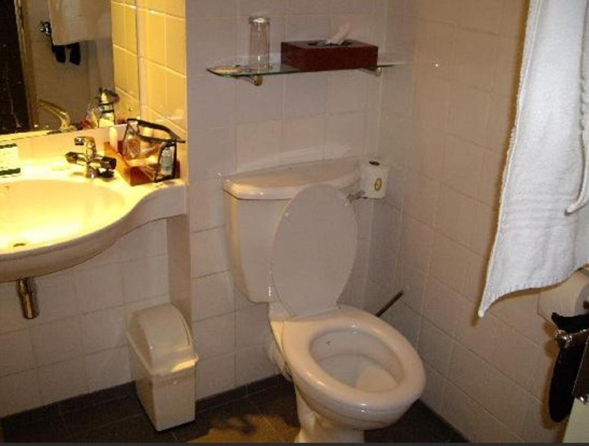 Deluxe Room - Photo 2