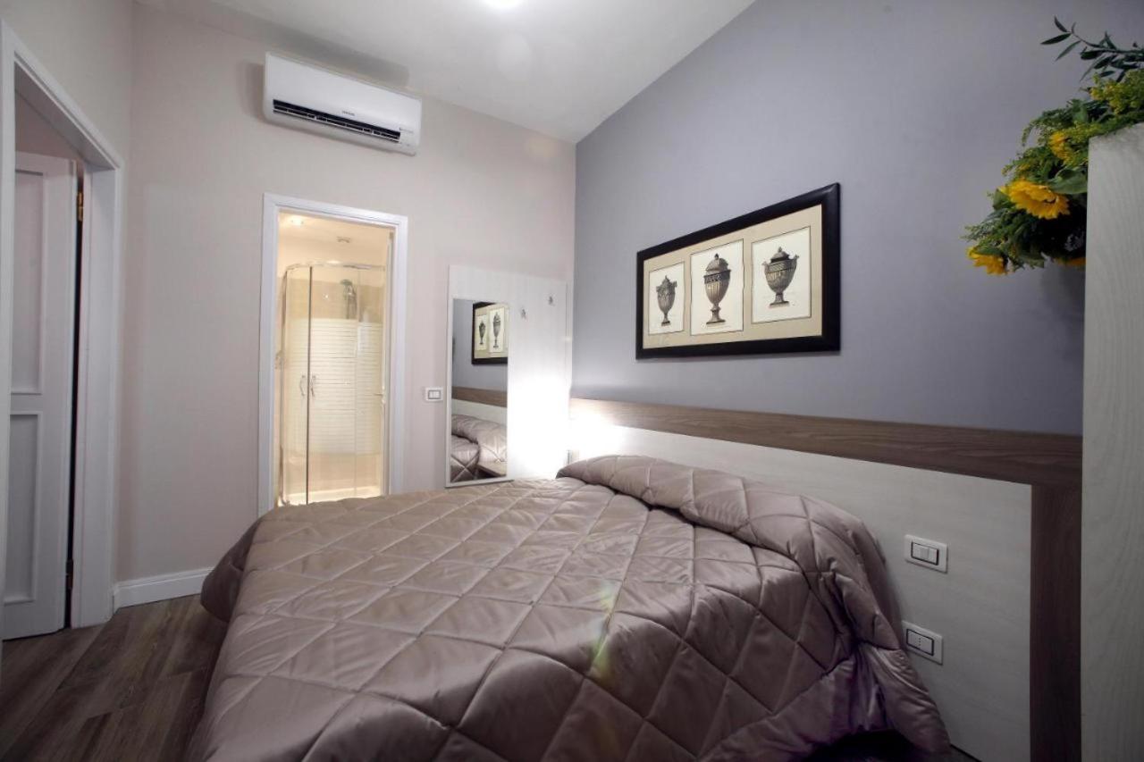 Family Room with Private Bathroom photo 1