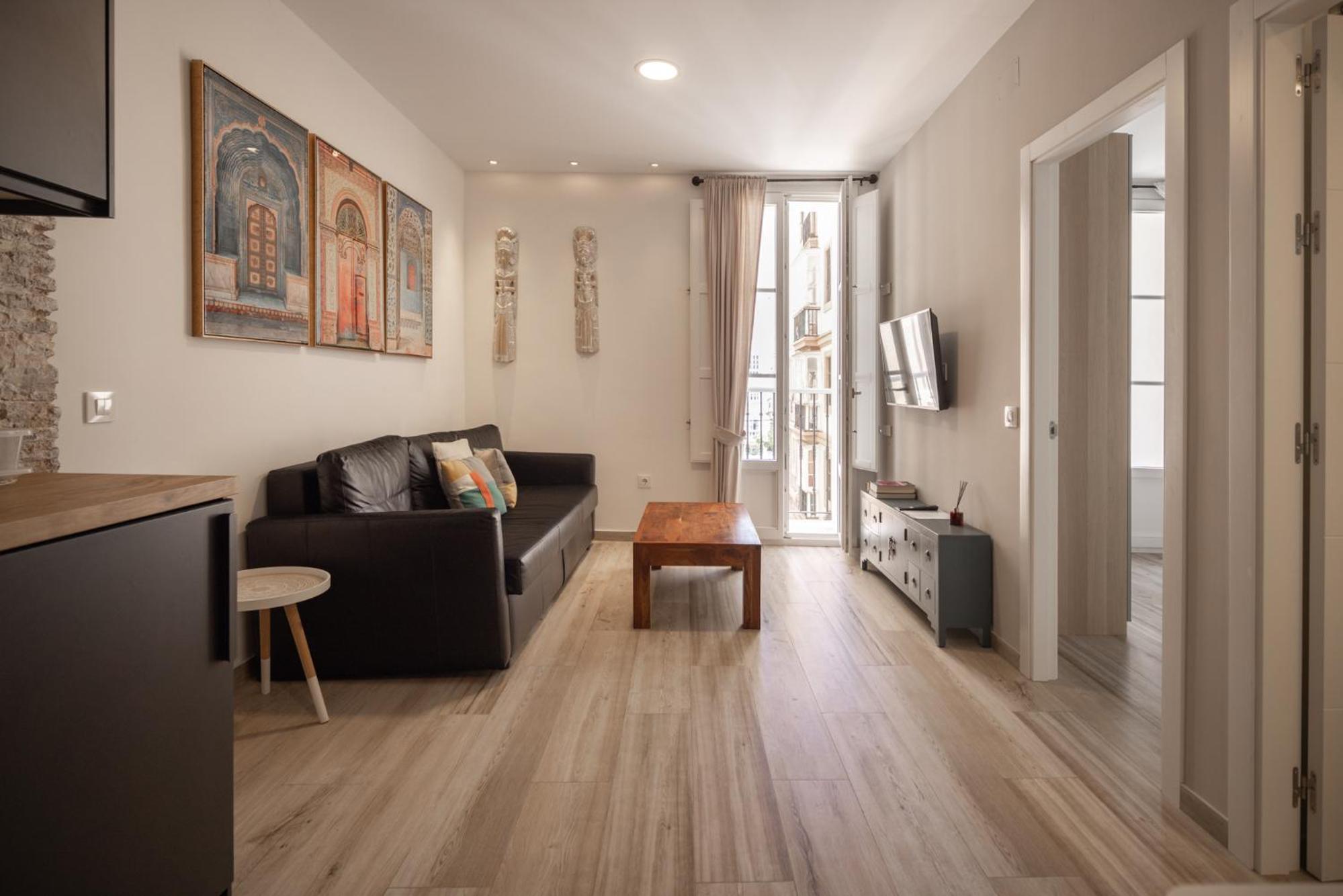 One-Bedroom Apartment - Photo 12