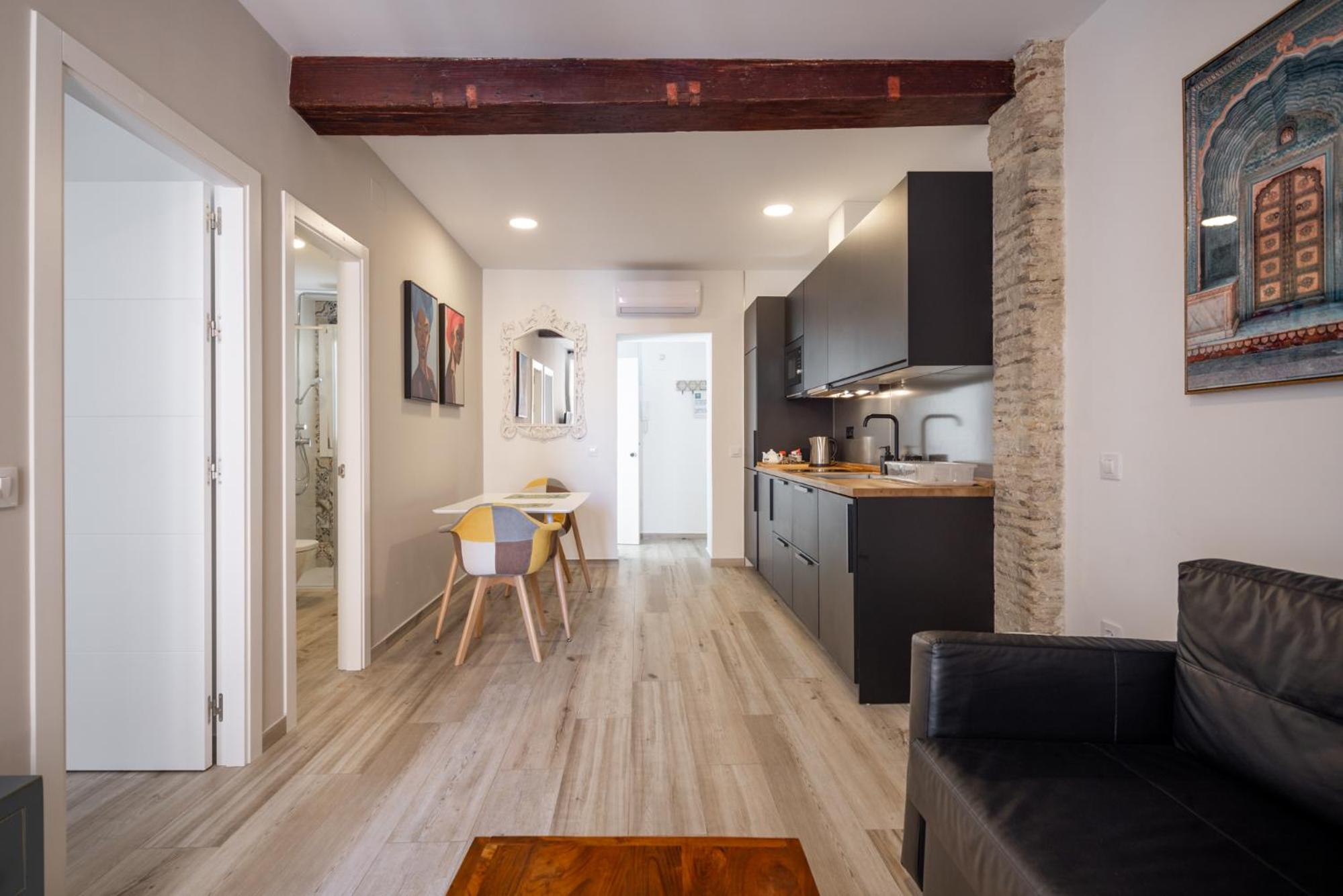 One-Bedroom Apartment - Photo 20