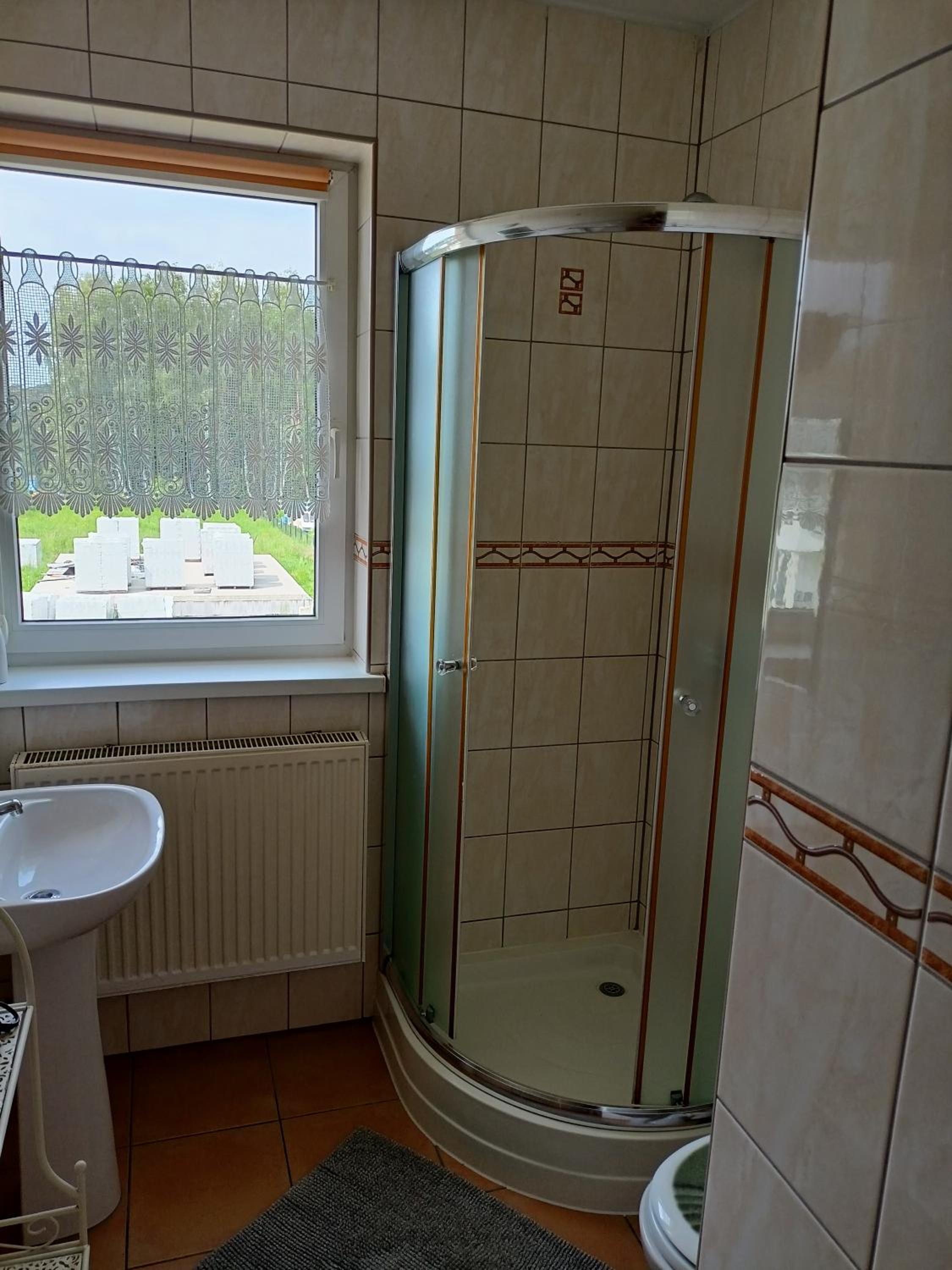 Double Room with Private External Bathroom - Photo 7