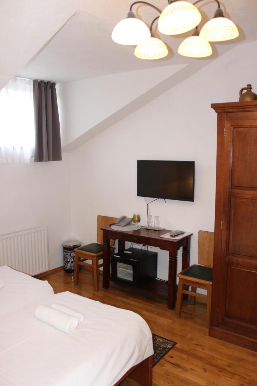 Standard Twin Room photo 1
