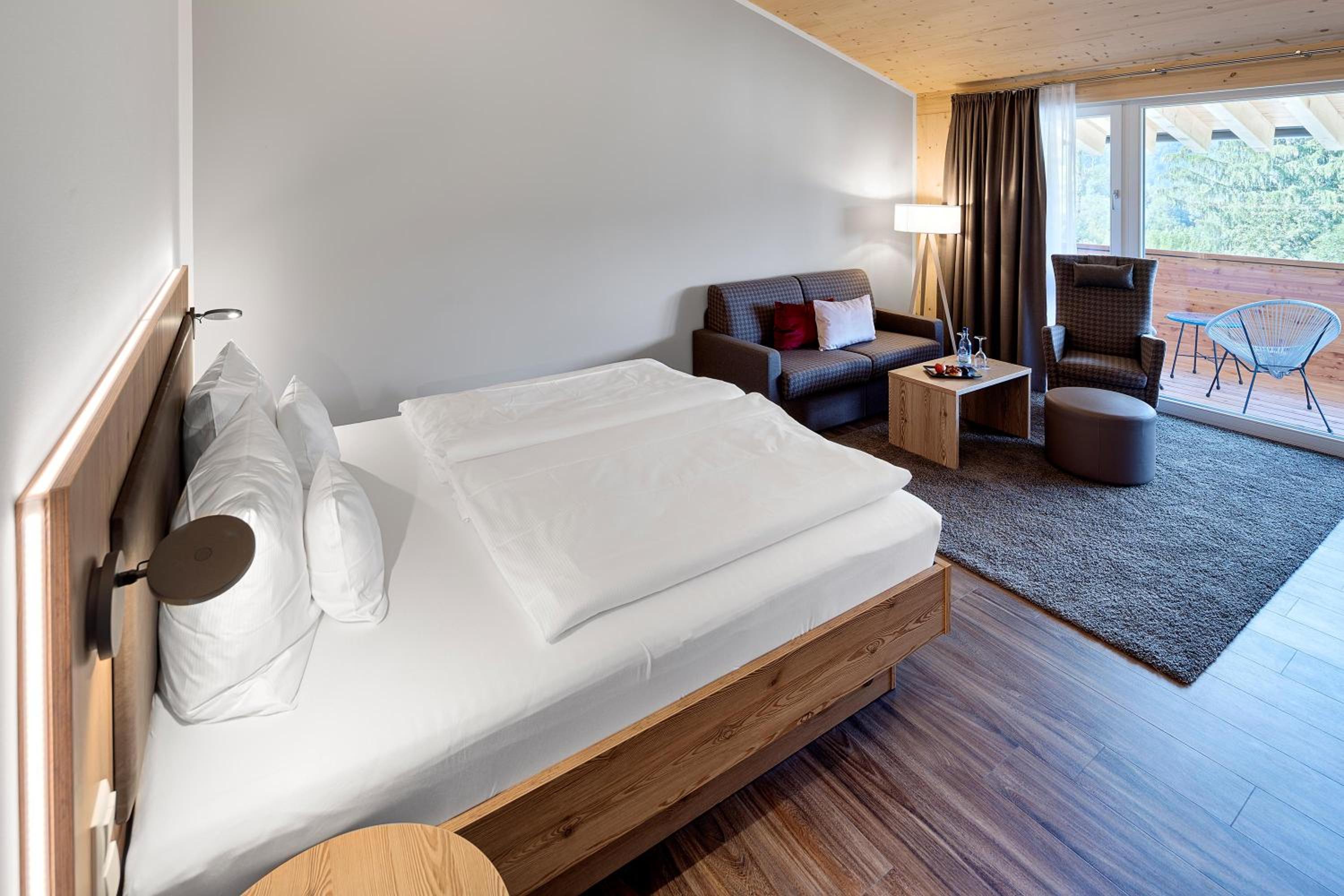 Large Double Room - Photo 2