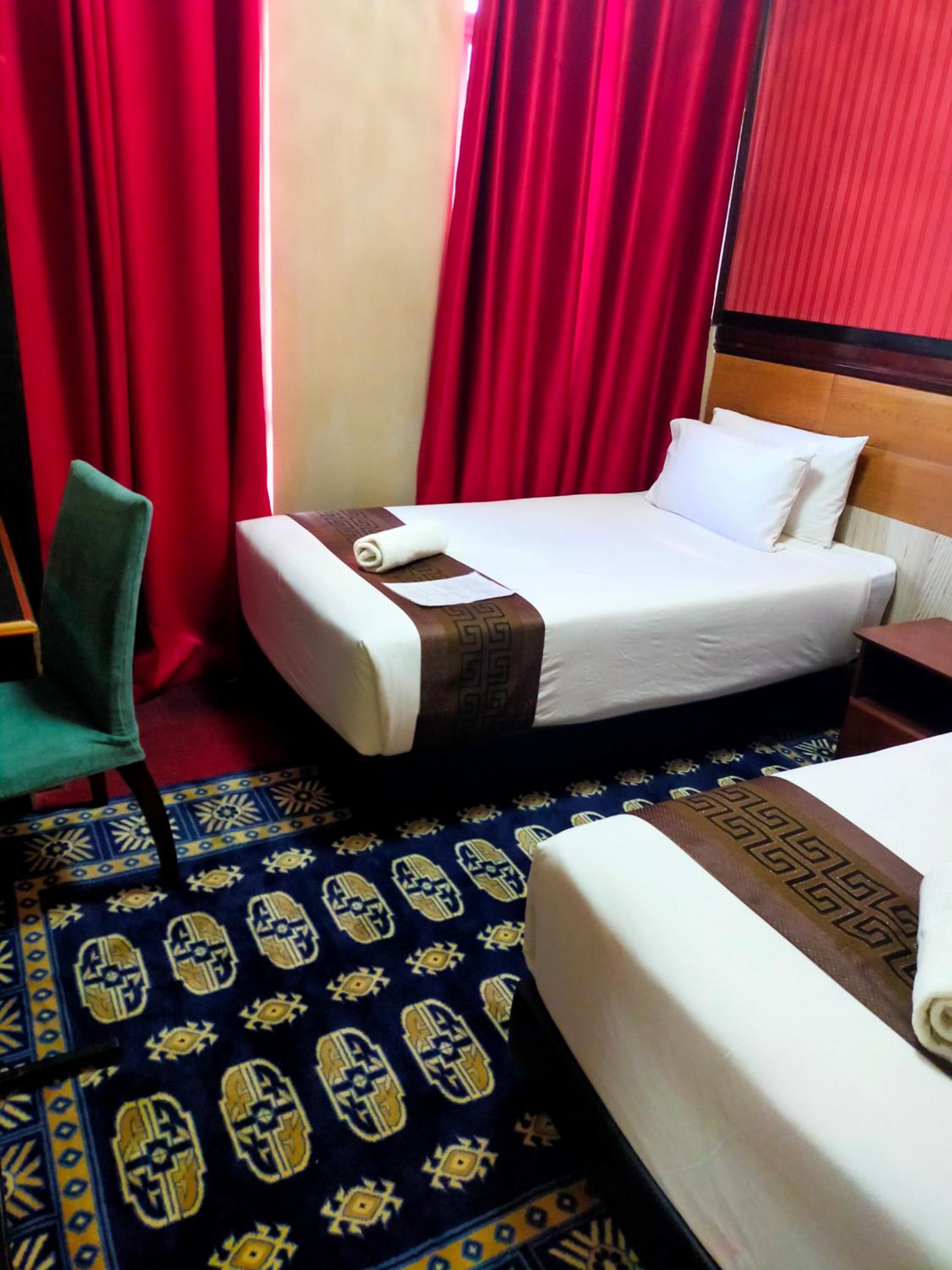 Standard Twin Room
