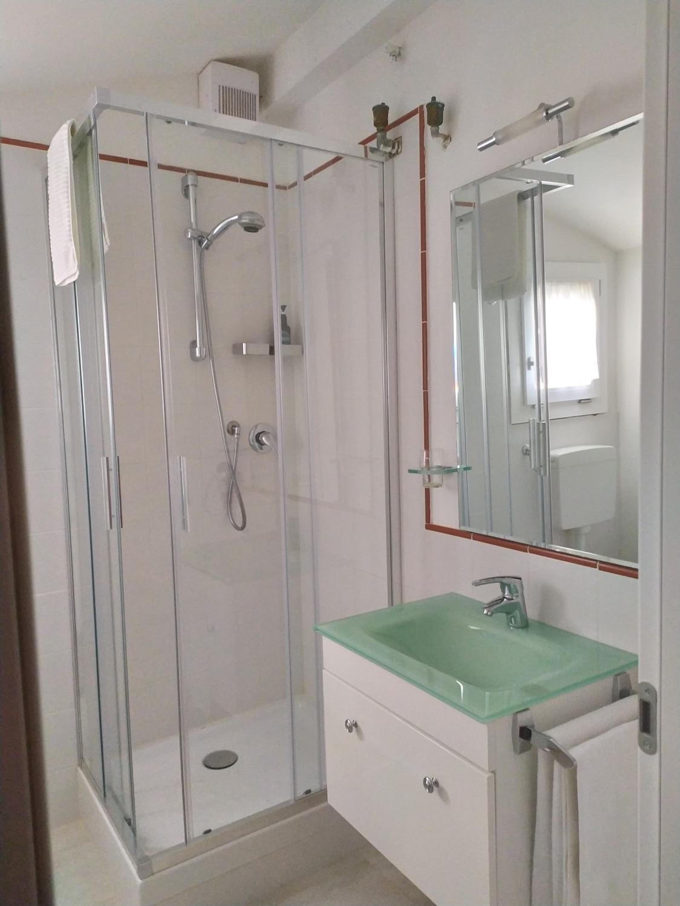 Triple Room - Photo 7