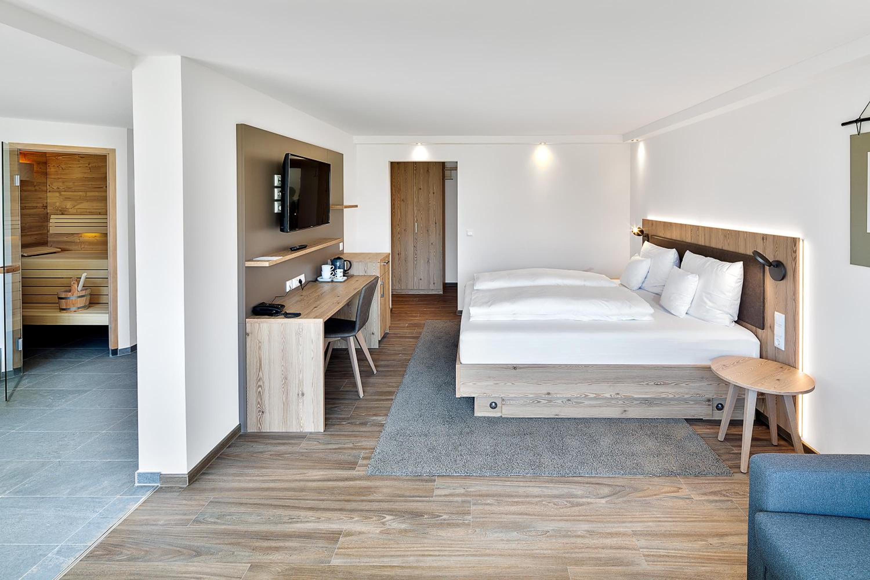 Suite with Sauna - Photo 10