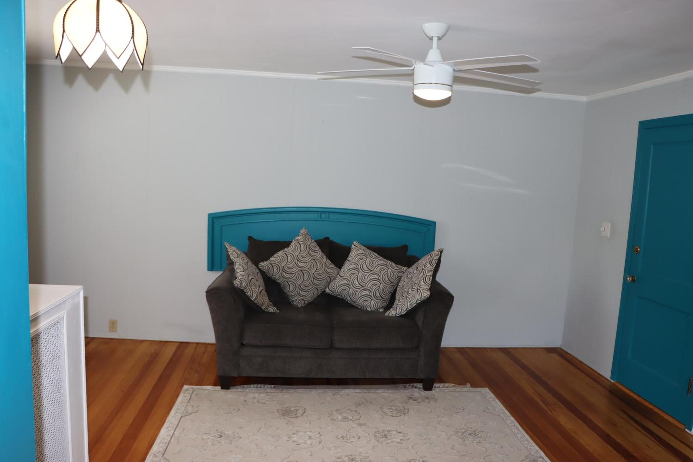 Four-Bedroom House photo 2