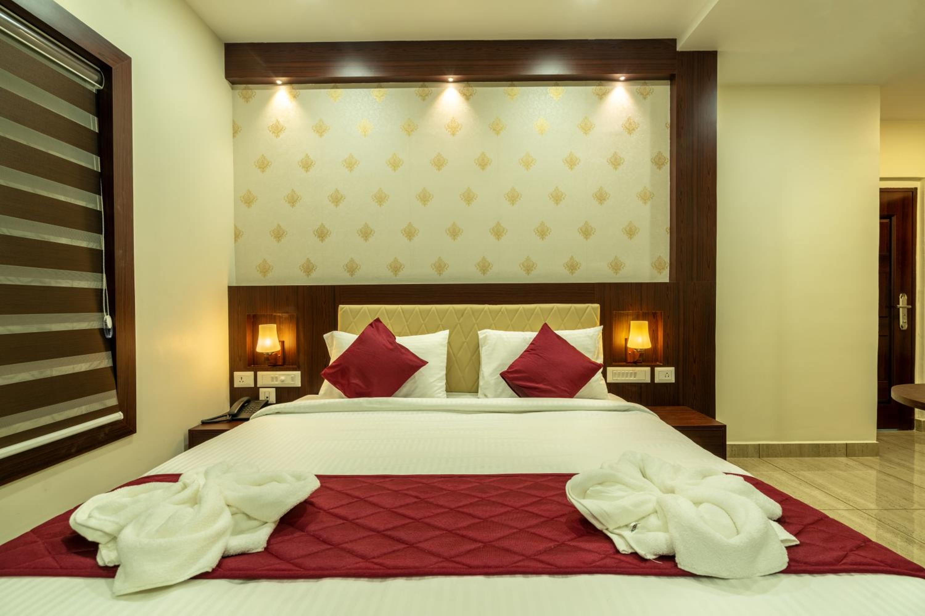 Deluxe Double Room - Photo 7