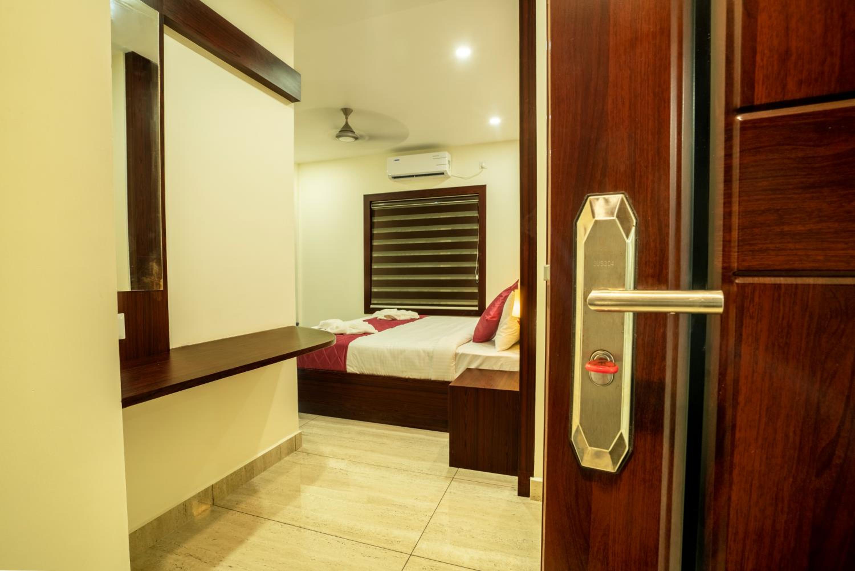Deluxe Double Room - Photo 3