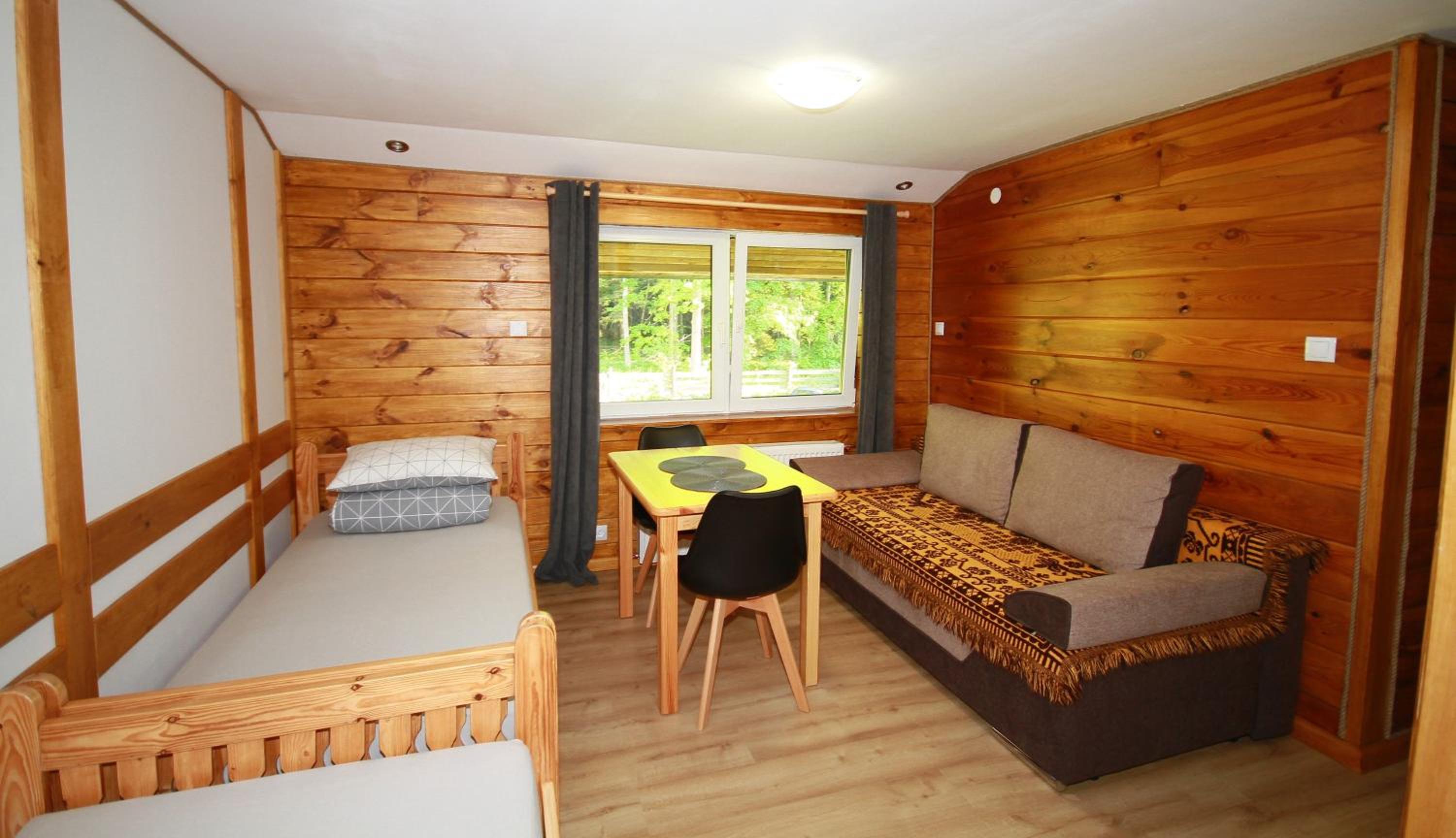 Family Room with Private Bathroom photo 1
