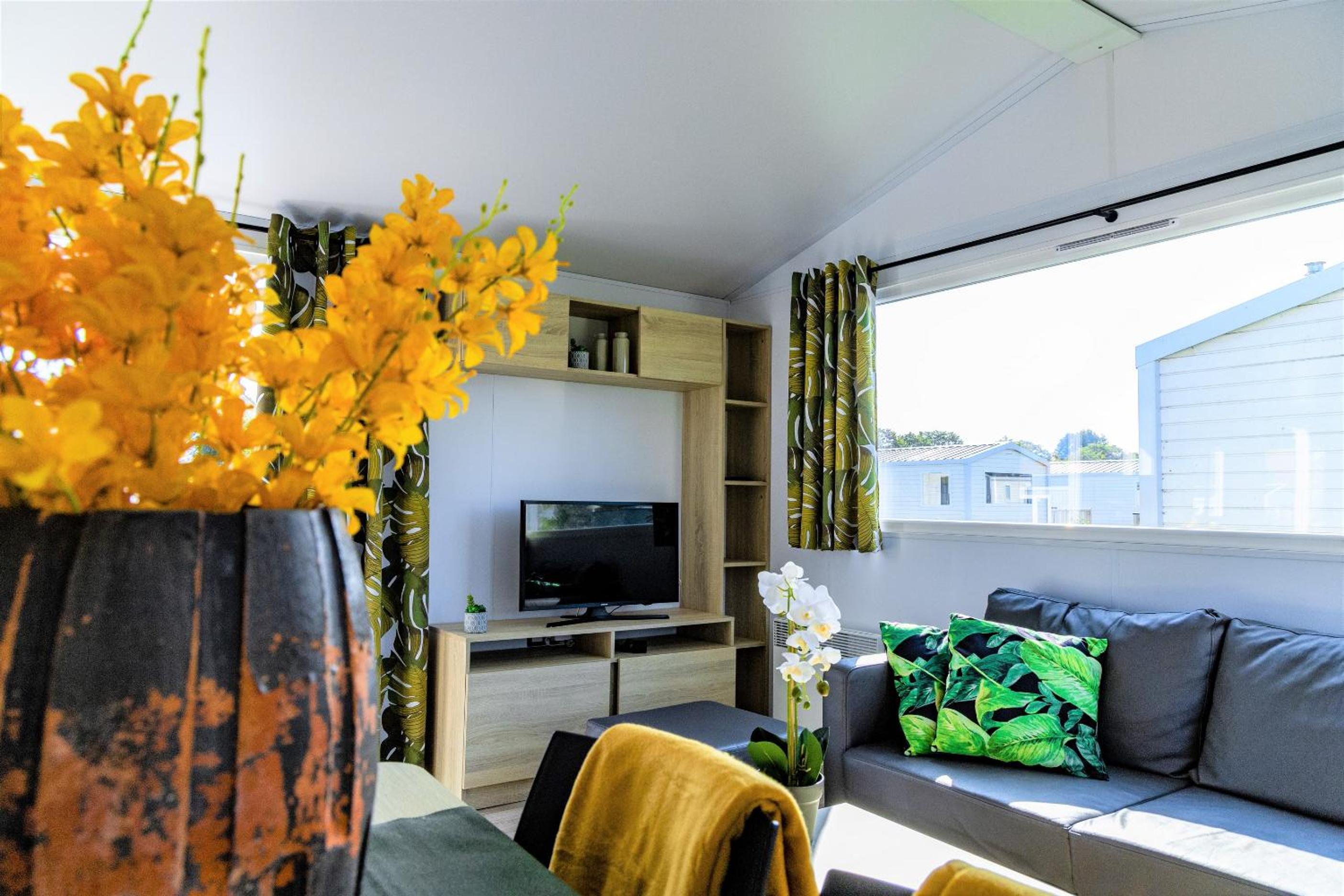 Superior Stacaravan 4 personen (2 slaapkamers) photo 3