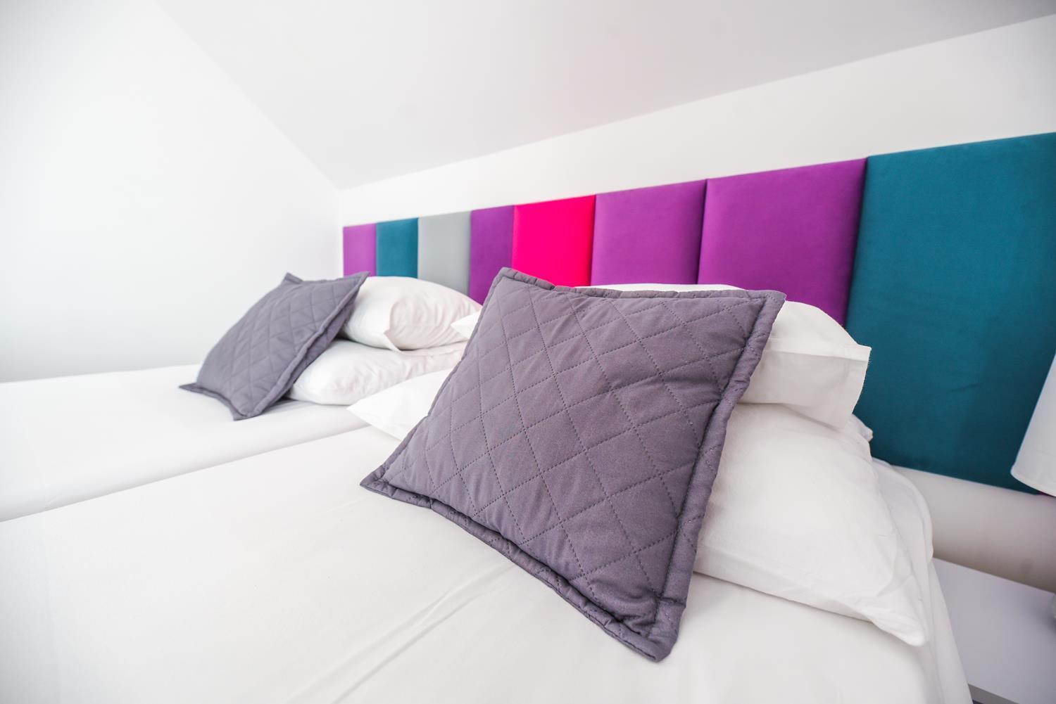 Quadruple Room with Terrace - Photo 10