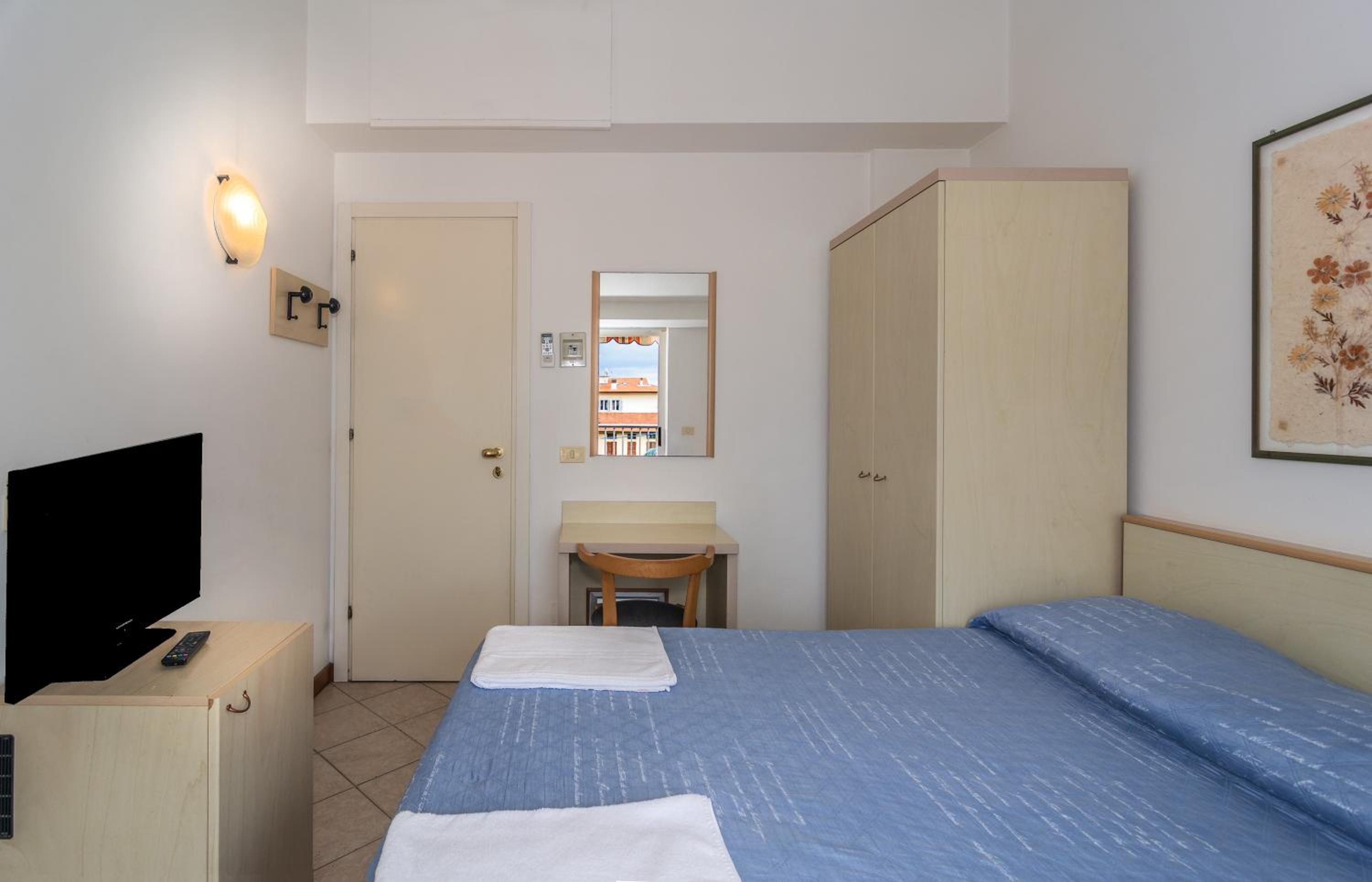Double Room with Balcony and Sea View photo 2