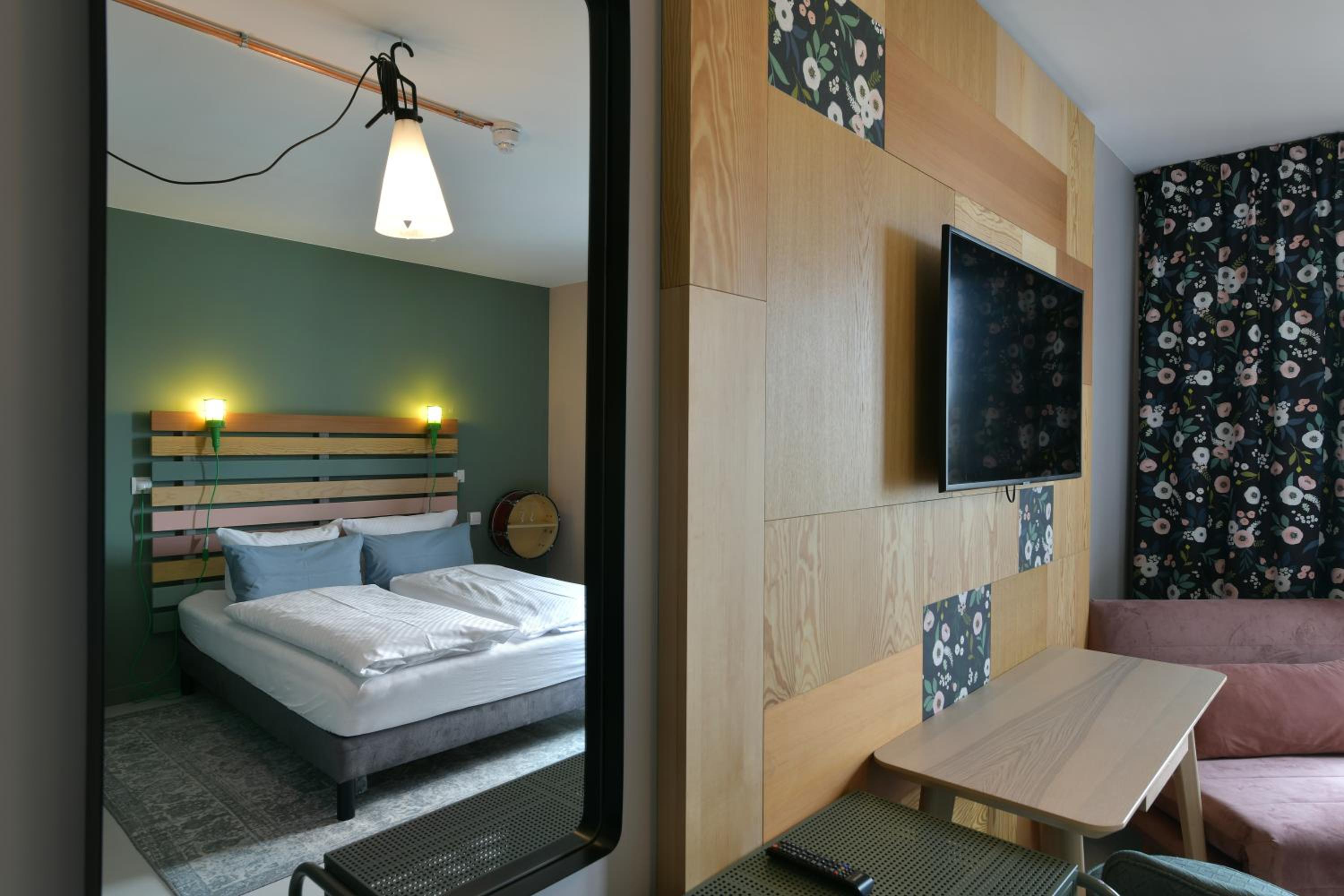 Double Room with Sofa Bed photo 2